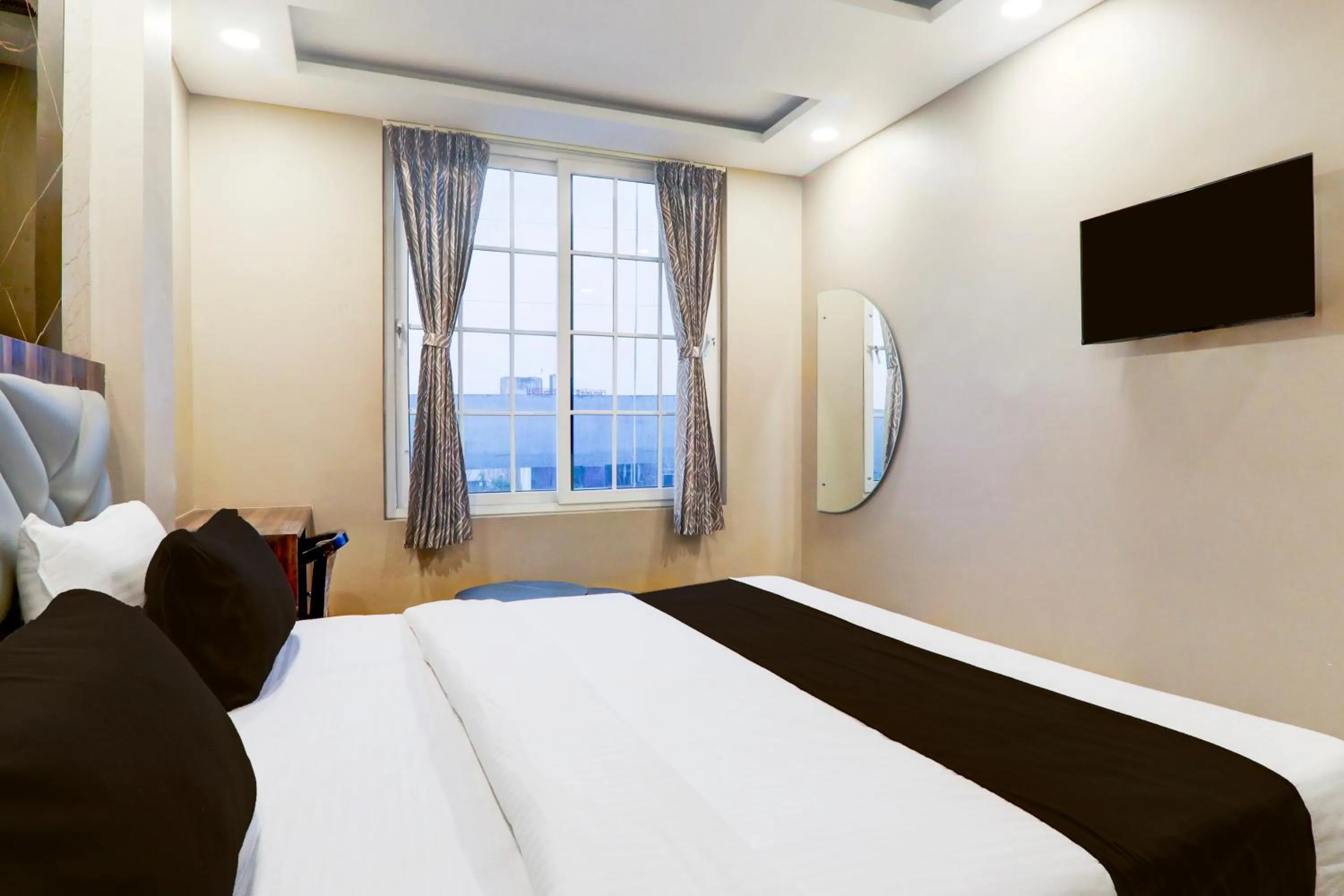 Bedroom, Bed in Hotel O Green High