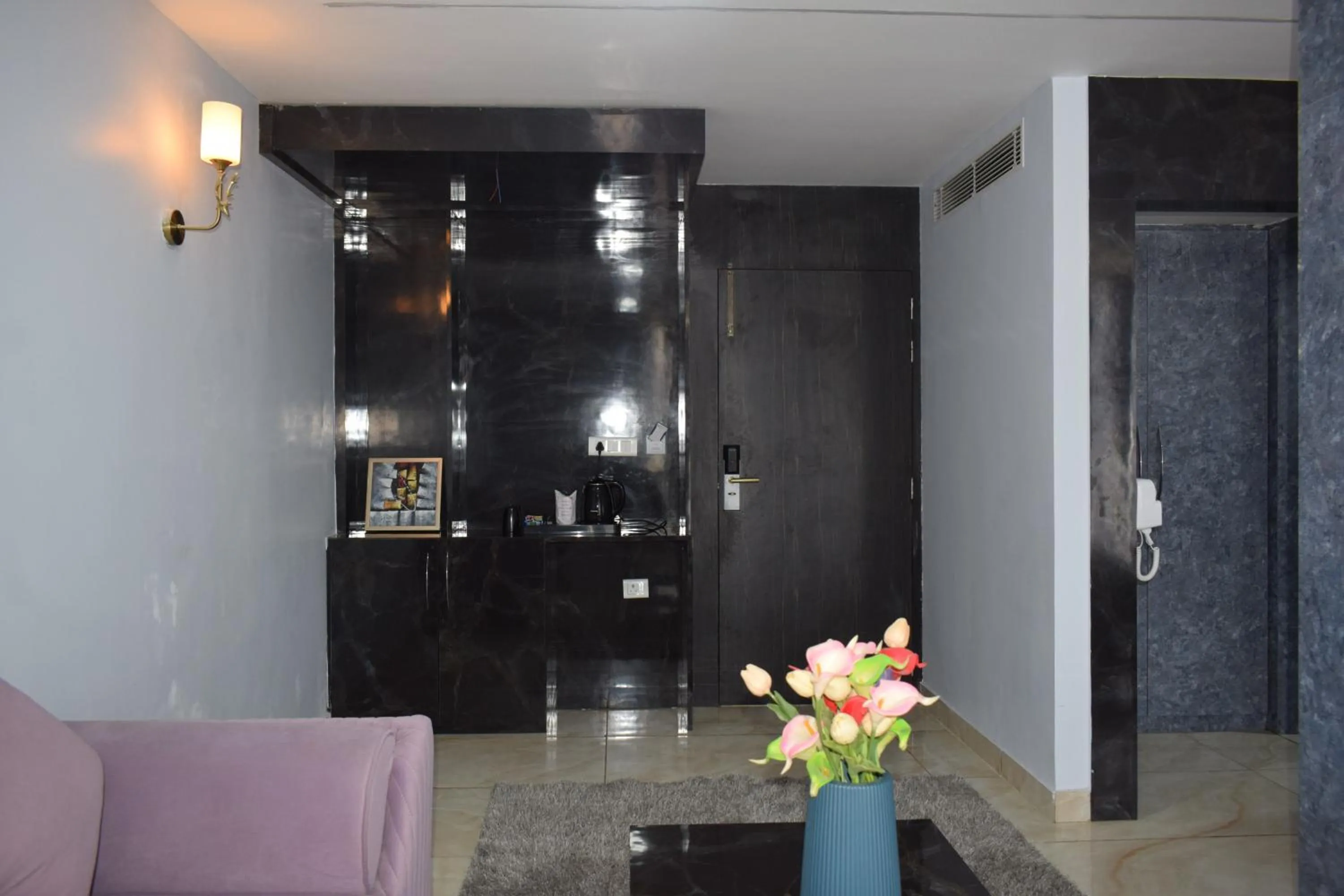 Living room in Country Ambience Hotel By Jags City Mall