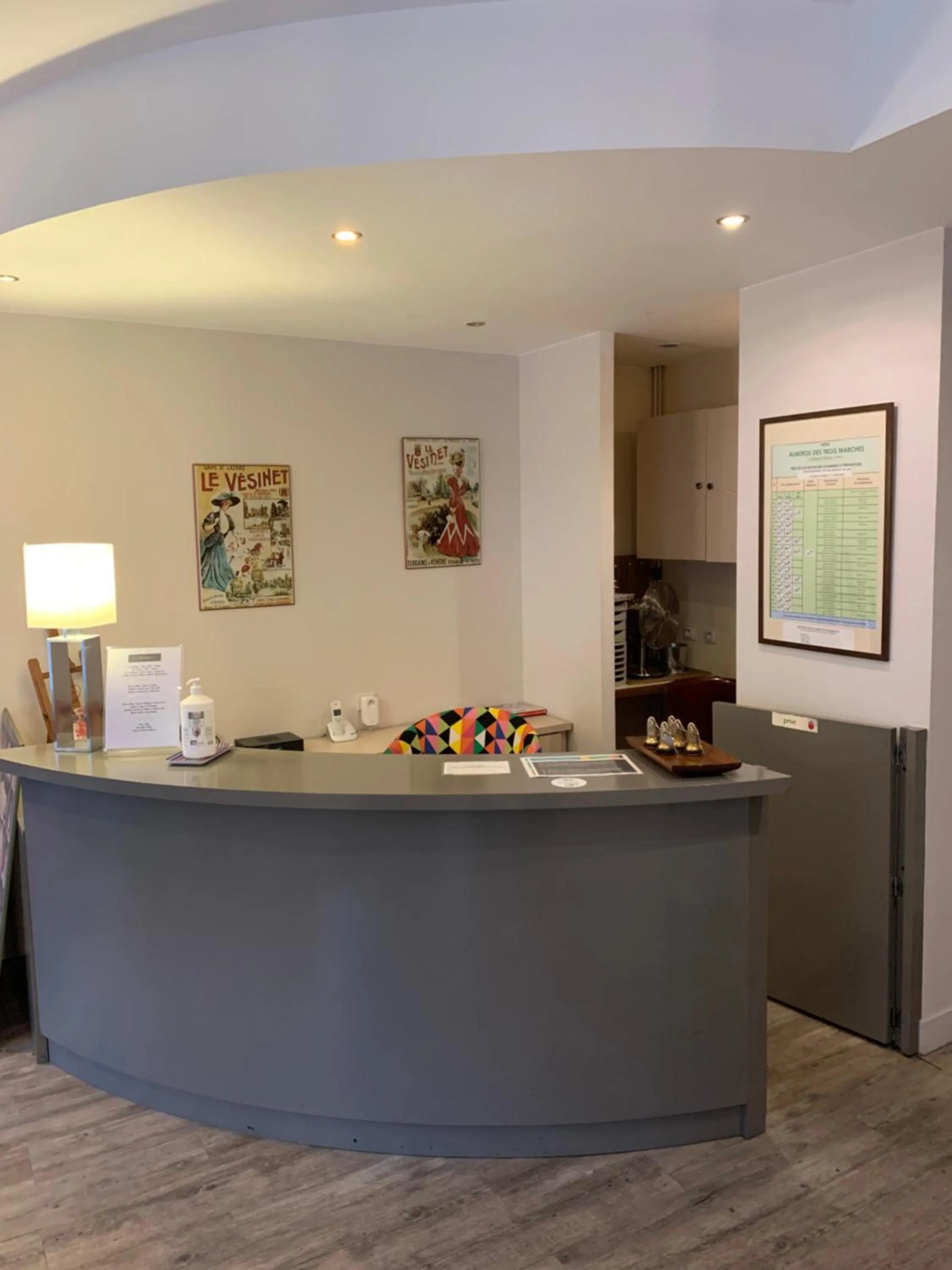 Hotel Paris Vesinet -ex Auberge des 3 Marches