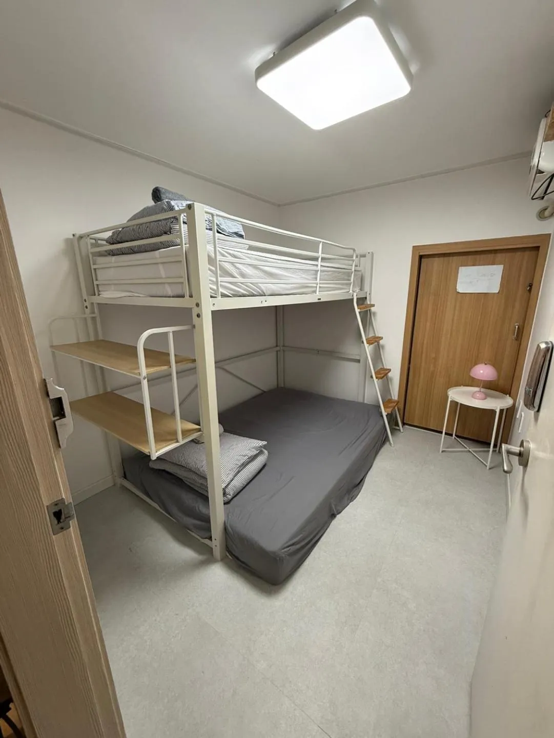 Bed in High Street Guest House