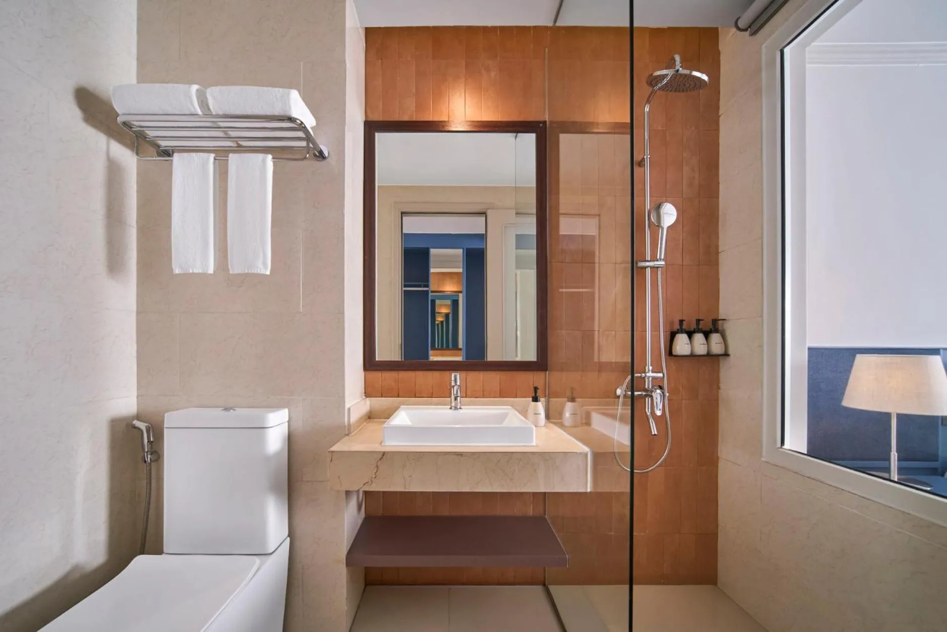 Toilet in M Village Hotel Thợ Nhuộm