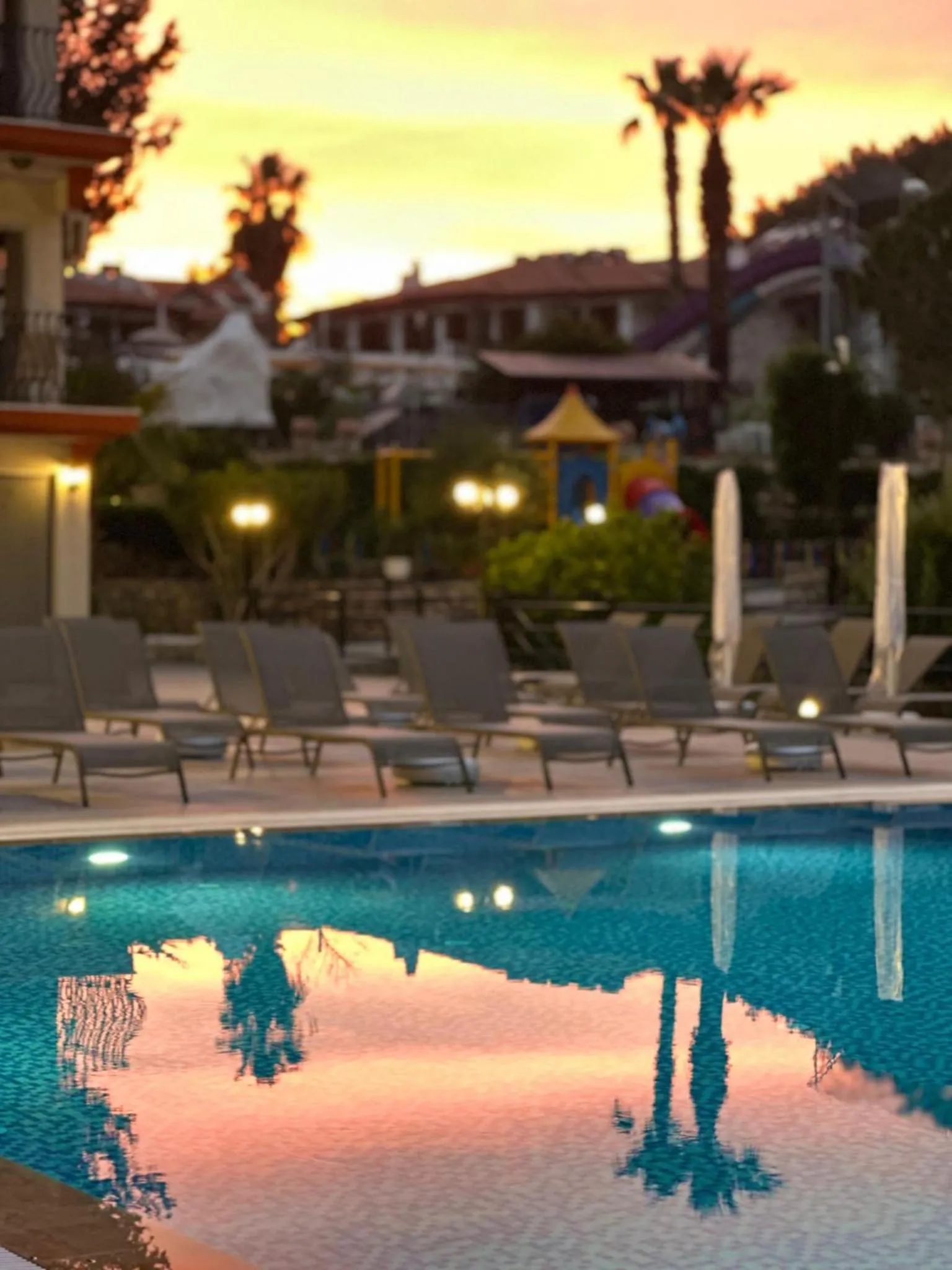 Property building in Casa De Levıssı Ölüdeniz