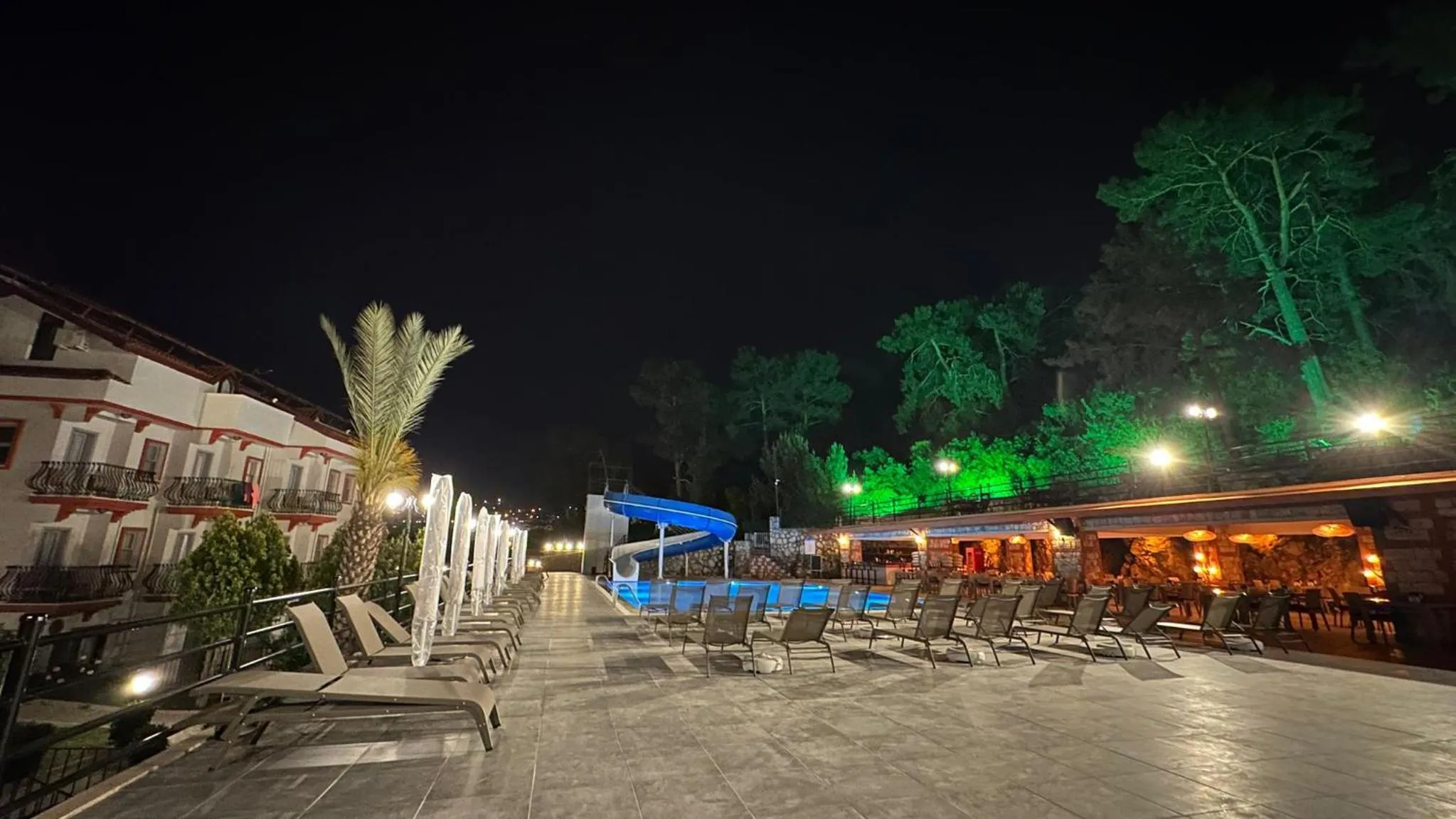 Property building in Casa De Levıssı Ölüdeniz