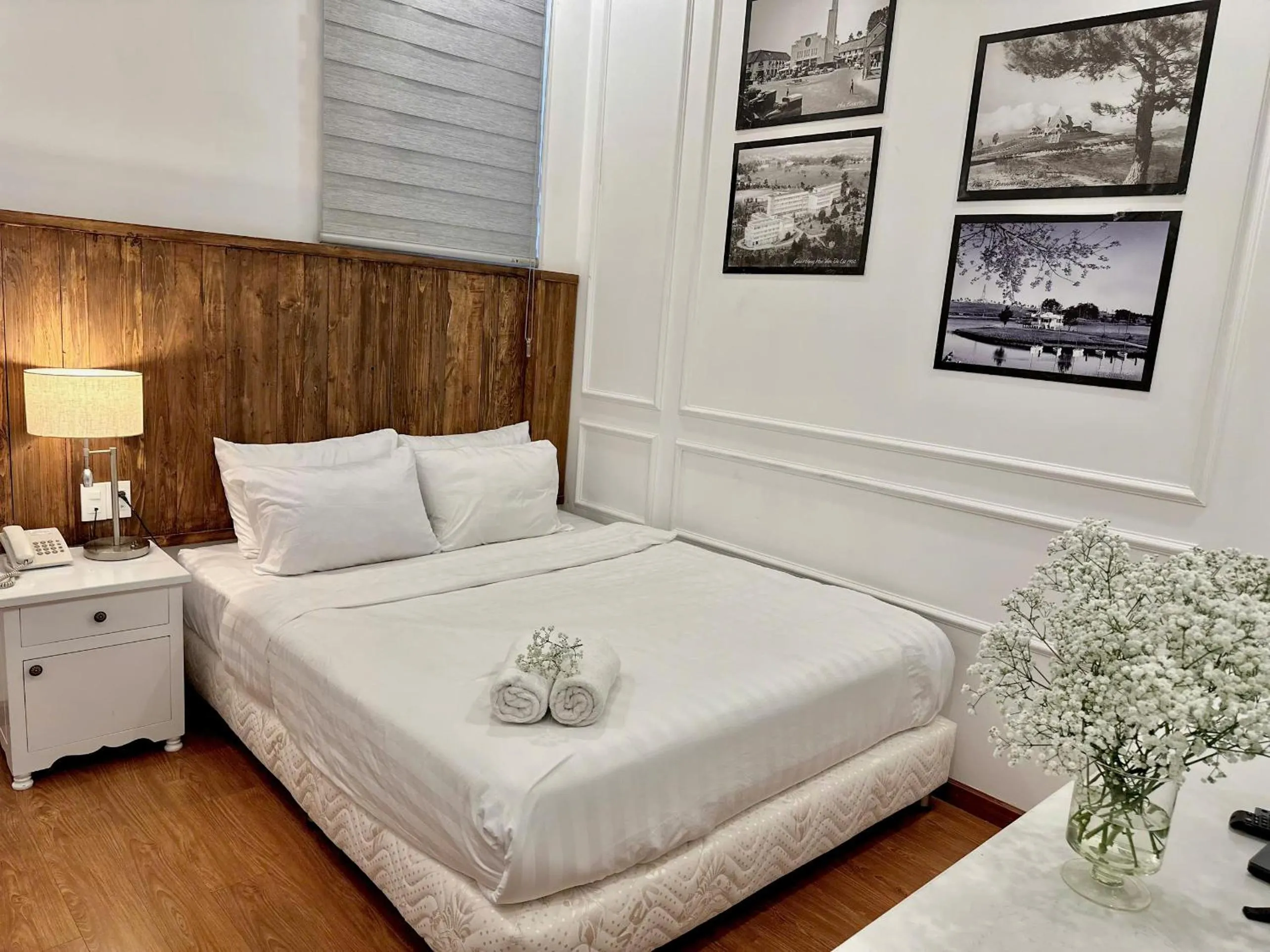 Bed in Moc Nha Minh Hotel Da Lat