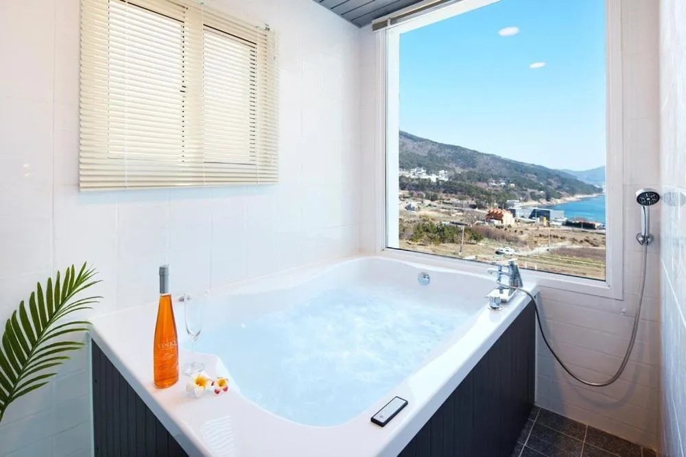 Geoje Harakeke Pension