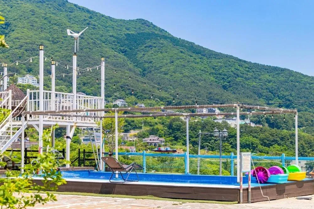 Geoje Harakeke Pension