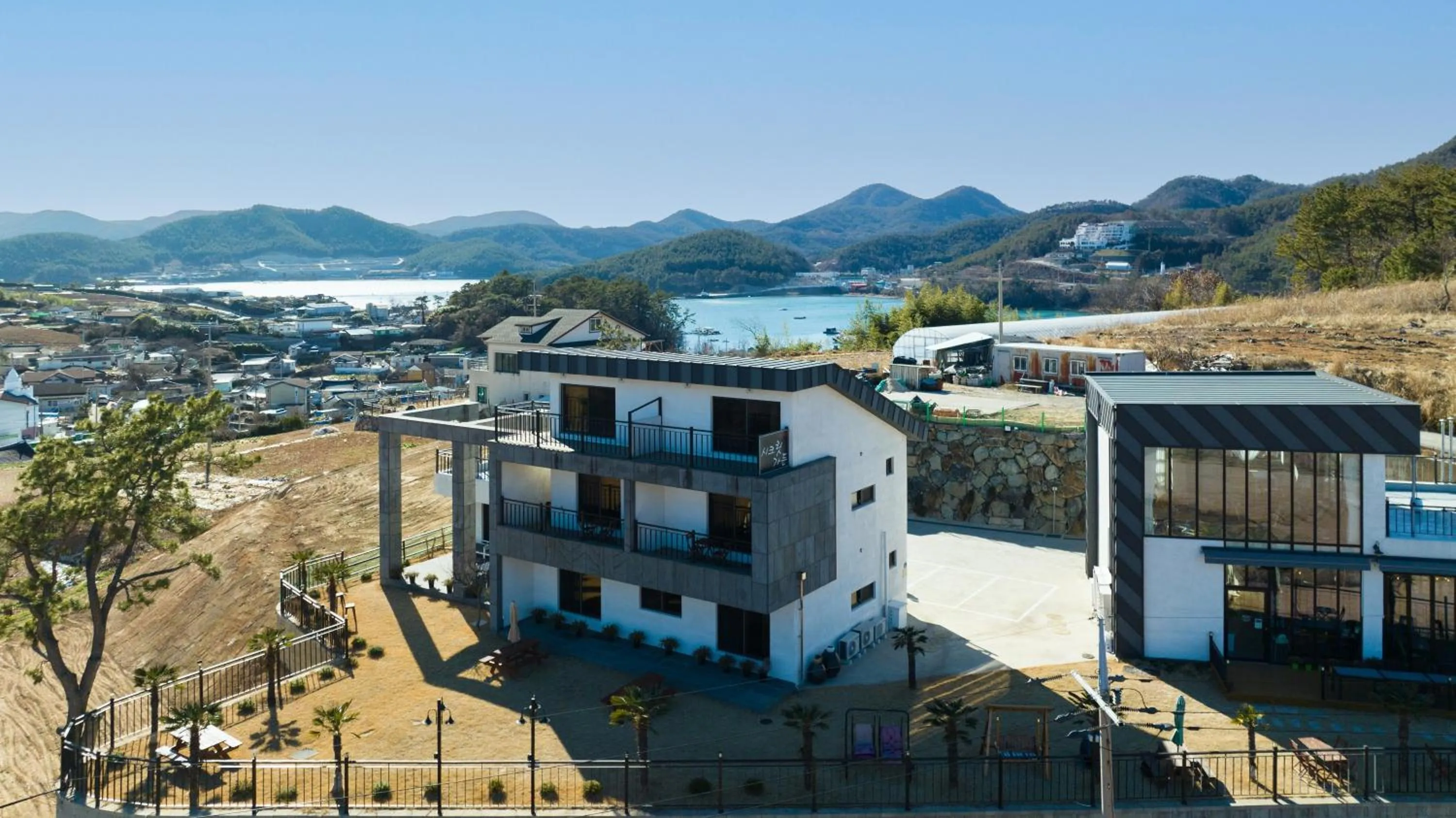 Yeosu Secretgarden Pension