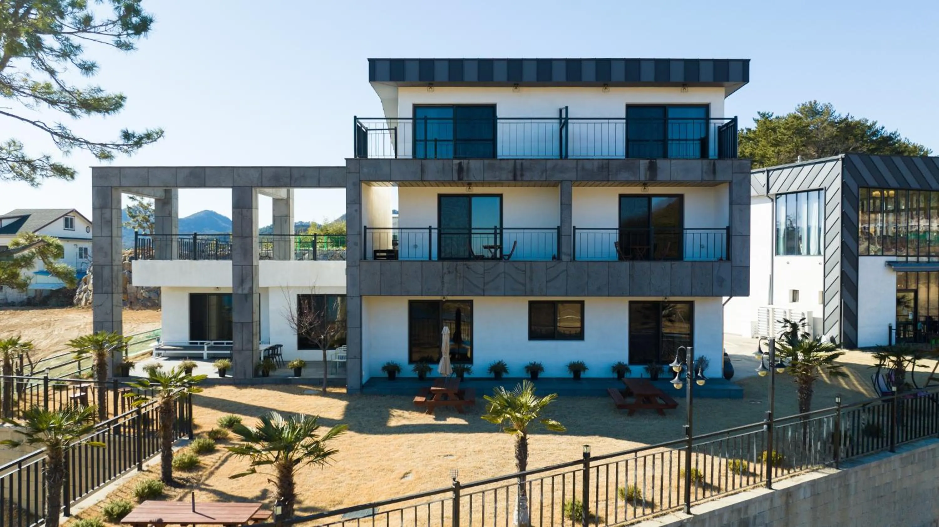 Yeosu Secretgarden Pension