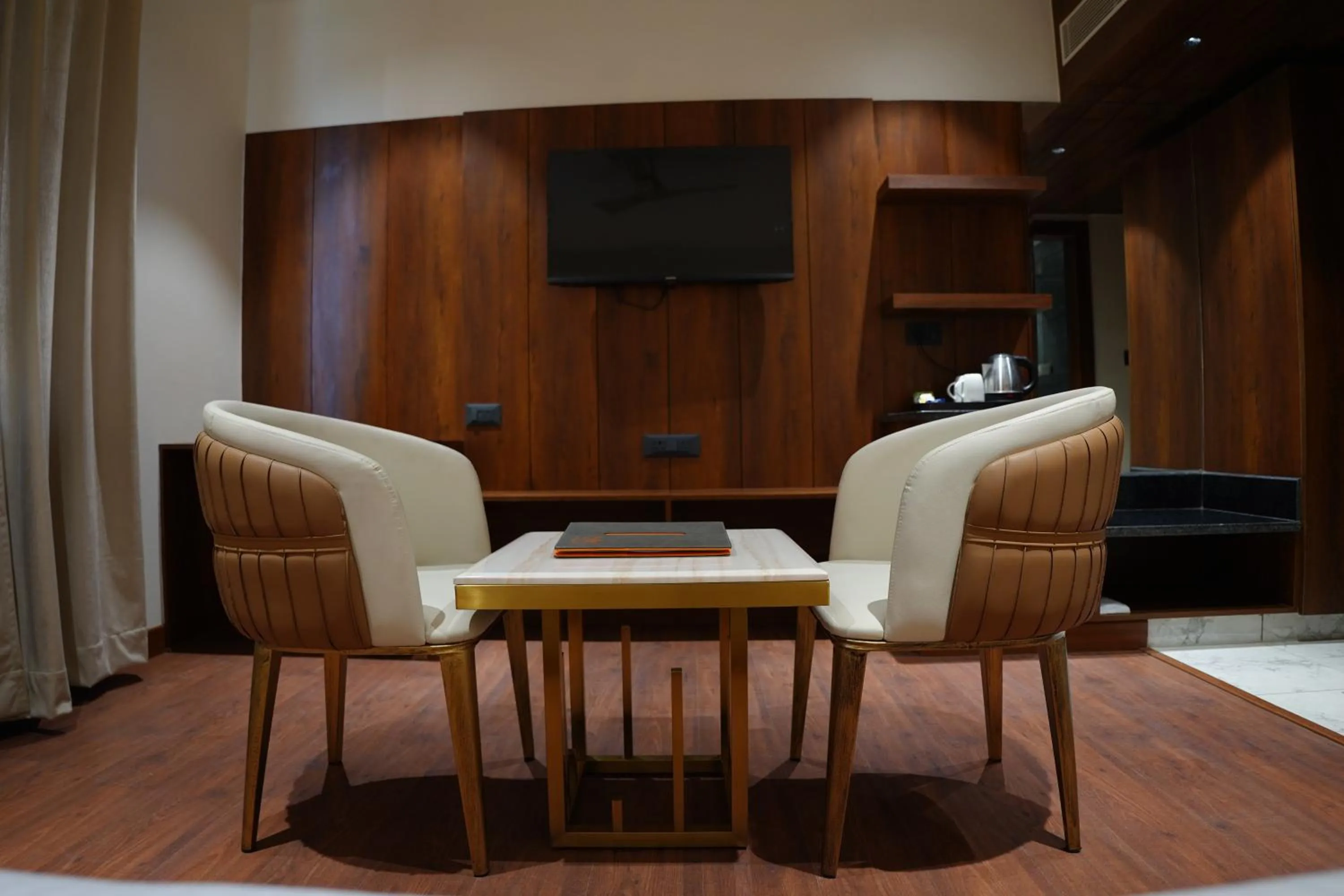 The Royal Velvet Hotel & Resort