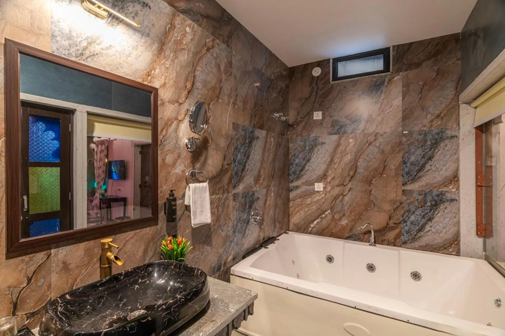 Hot Tub in Indulge Udaipur by Pack