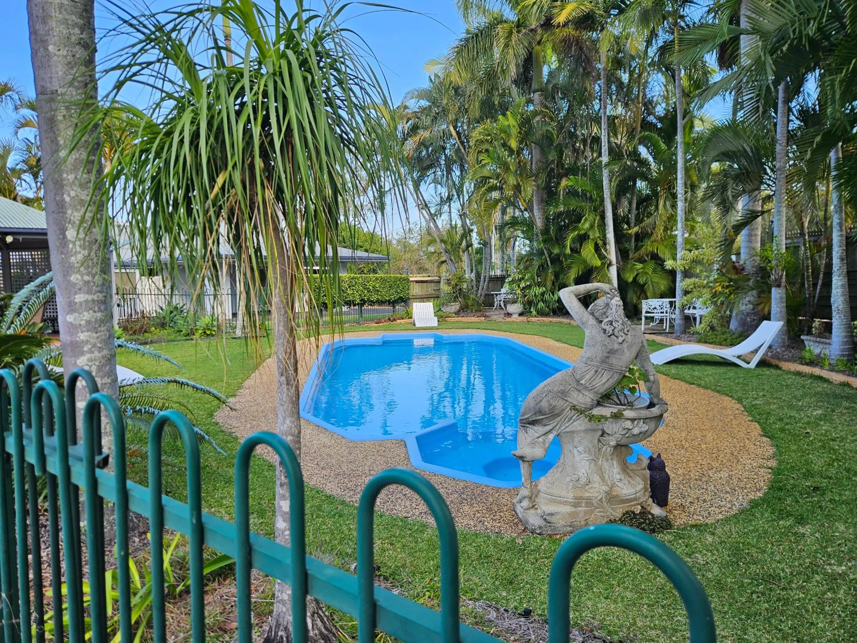 Spa and wellness centre/facilities in Cleveland Motor Inn