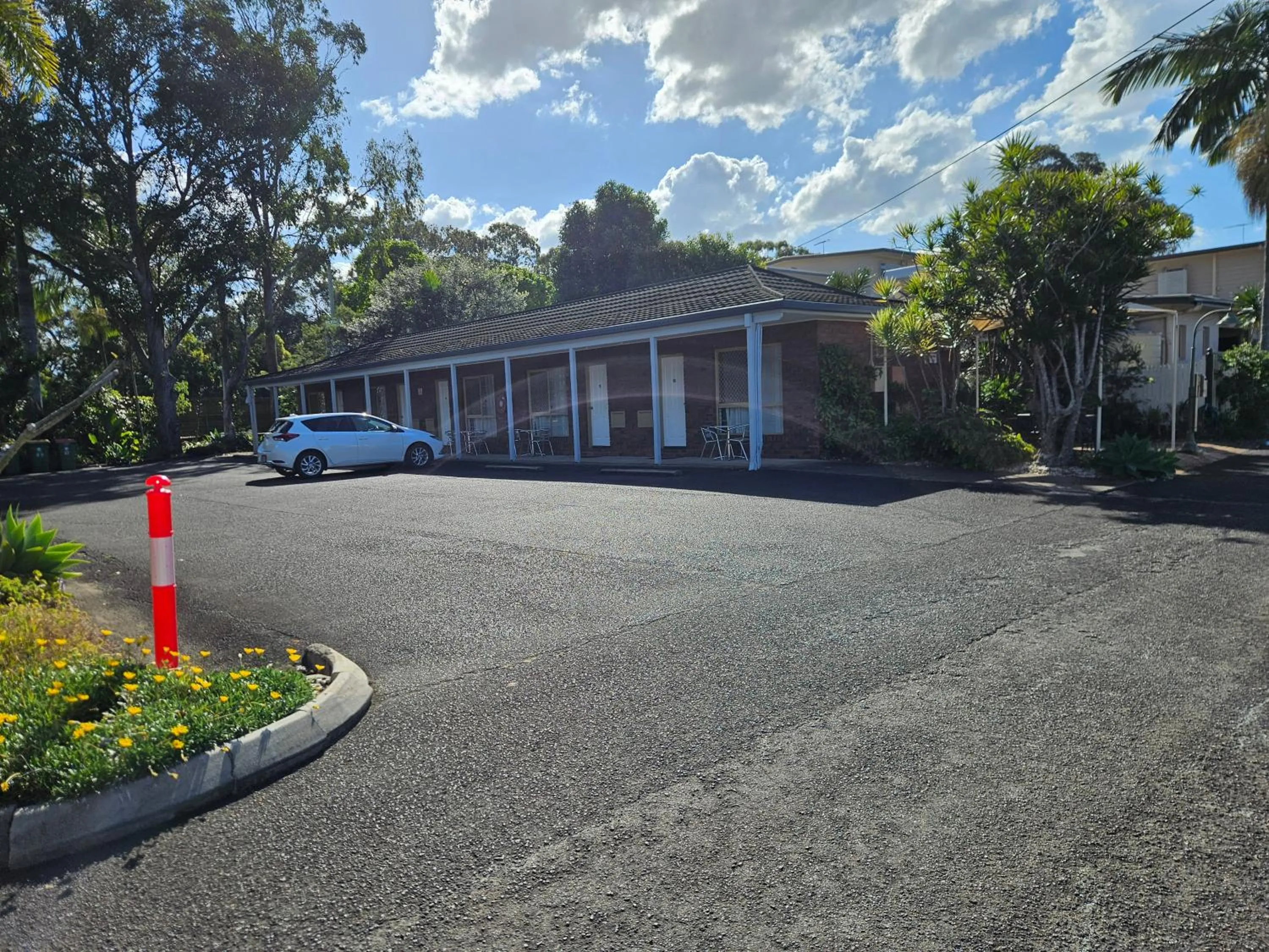 Property building in Cleveland Motor Inn
