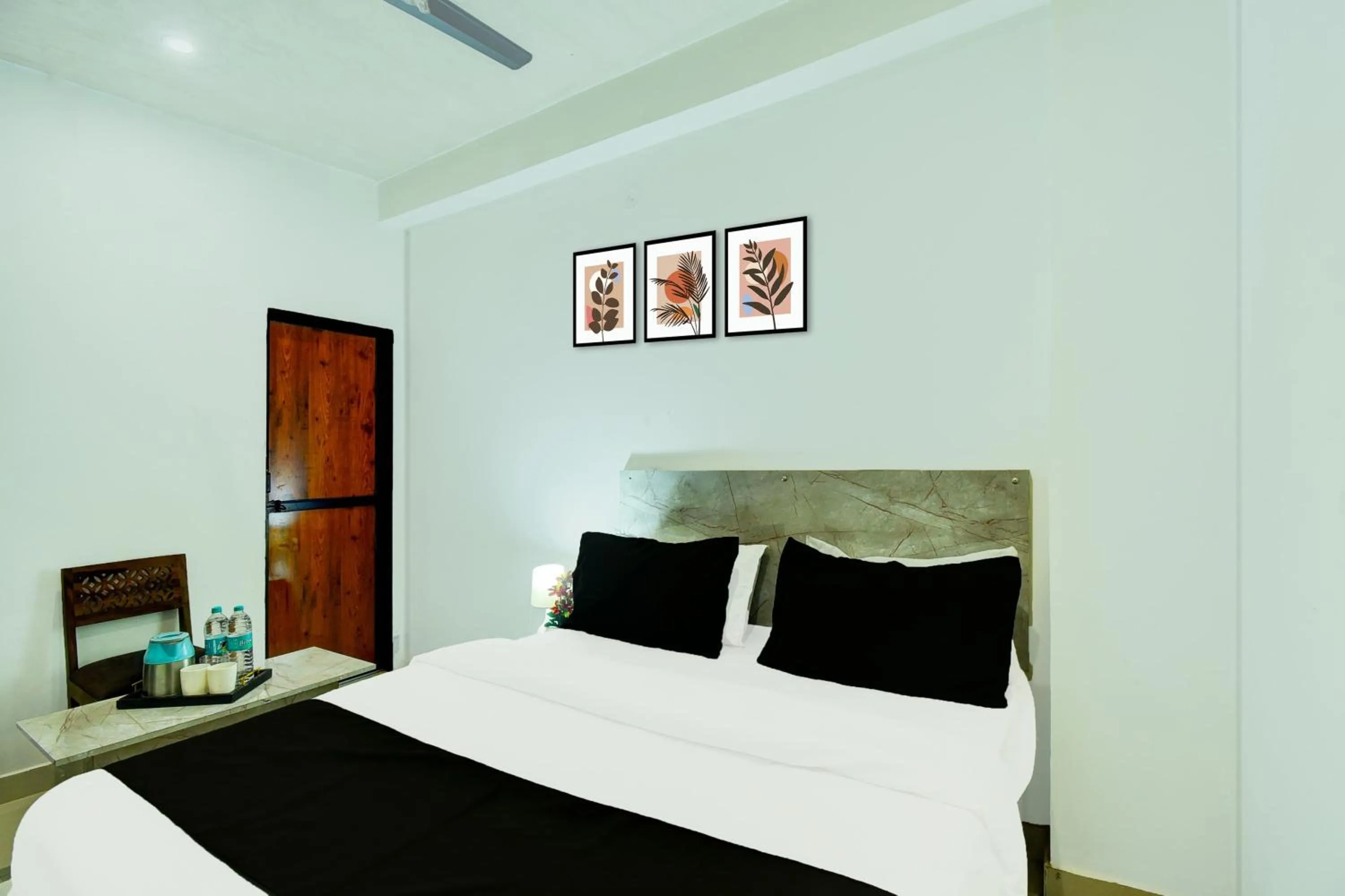 Bed in Hotel Aditya inn
