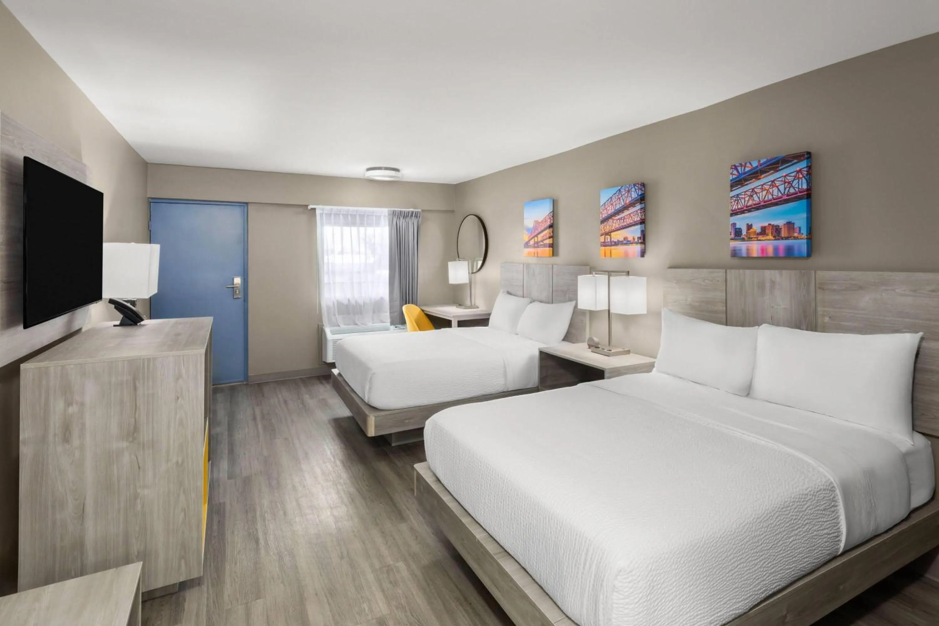 Photo of the whole room, Bed in Days Inn by Wyndham Kenner/New Orleans Airport South