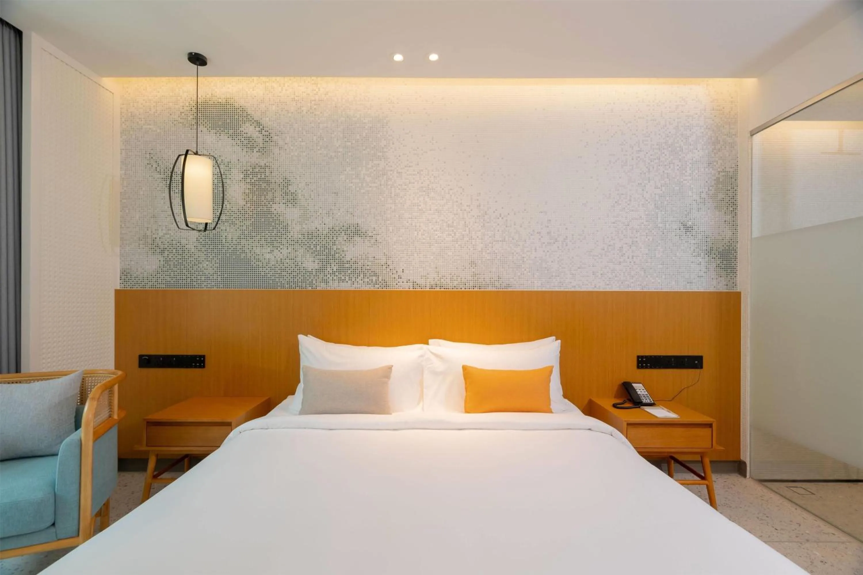 Photo of the whole room, Bed in Wyndham Garden Phuket Kamala