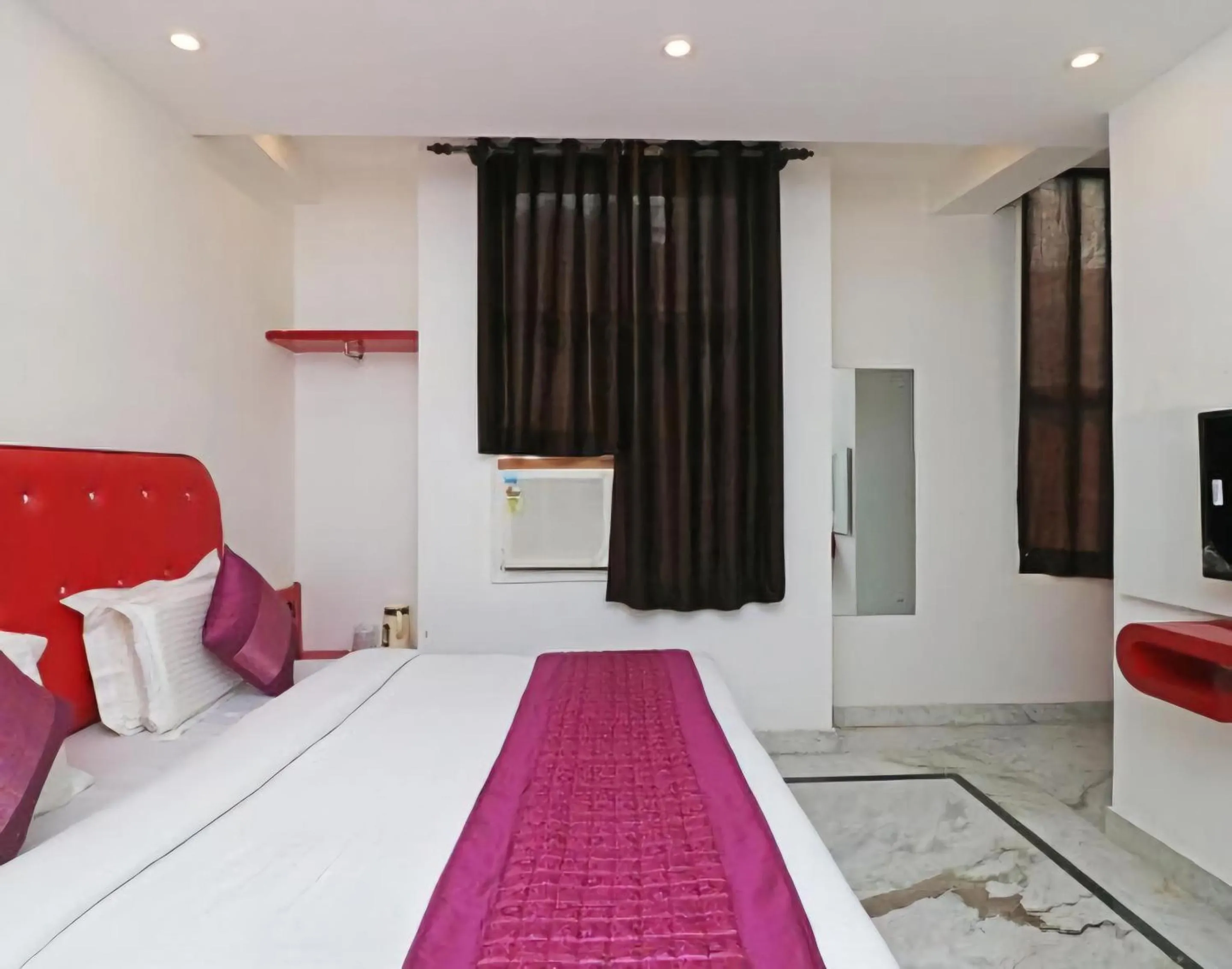 Hotel Leo Continental