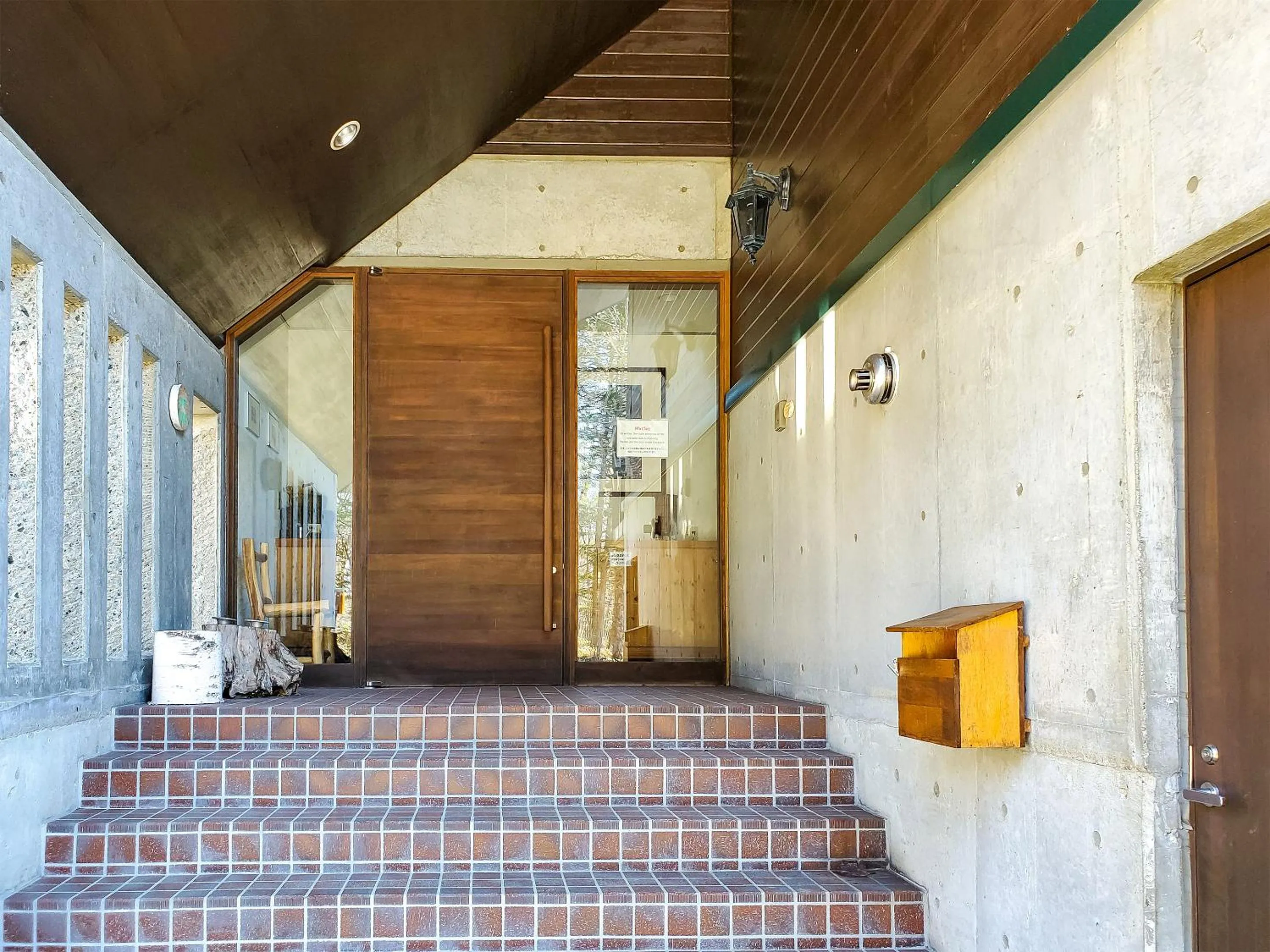 Facade/entrance in Pension Gooseberry