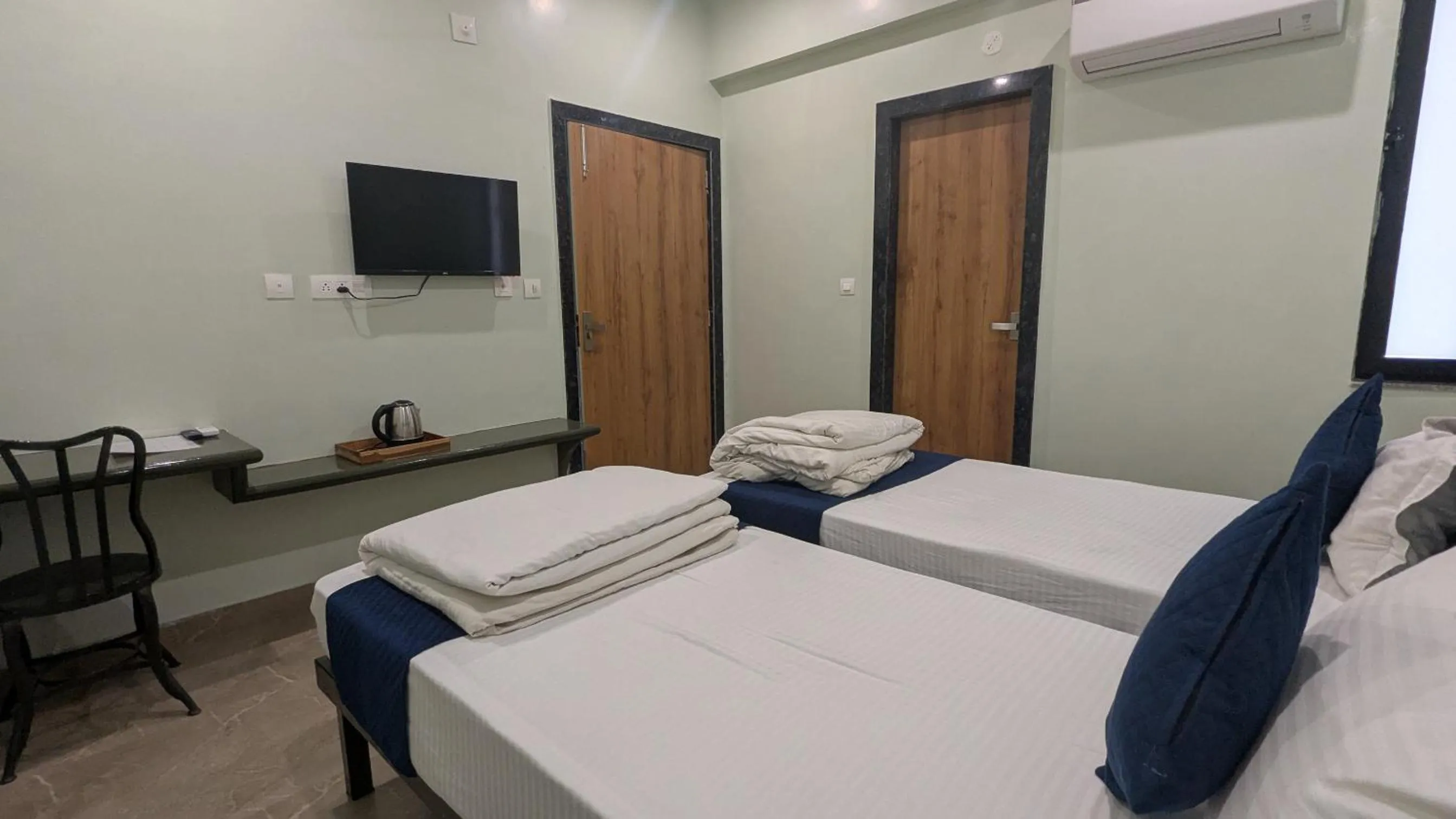 MAHA RAAS A unit of RAAS LEELA Hotels and Resort