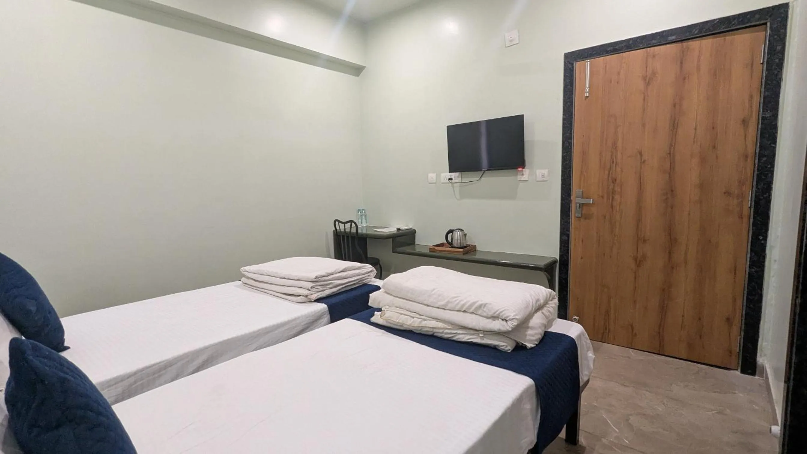 MAHA RAAS A unit of RAAS LEELA Hotels and Resort