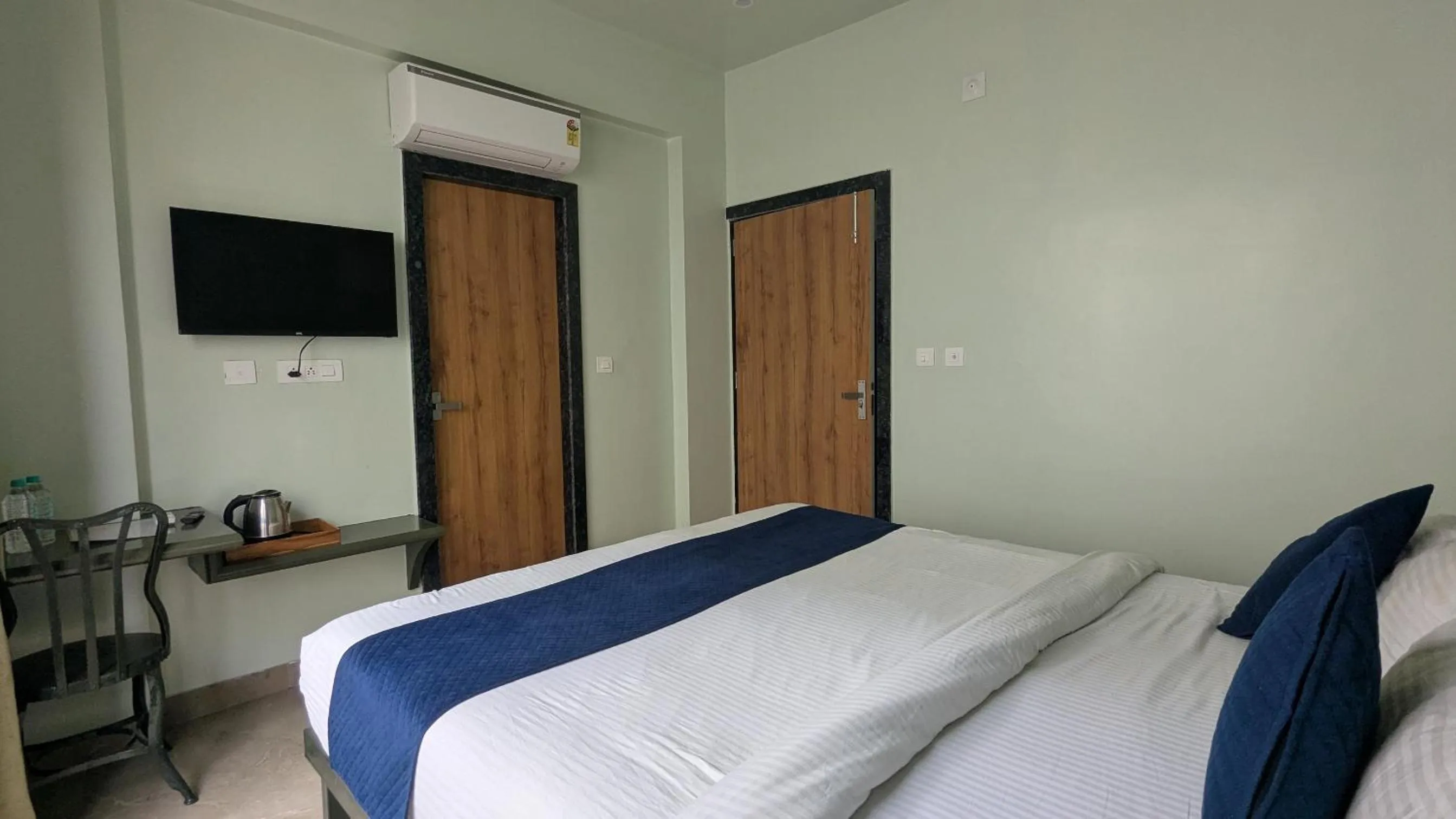 MAHA RAAS A unit of RAAS LEELA Hotels and Resort