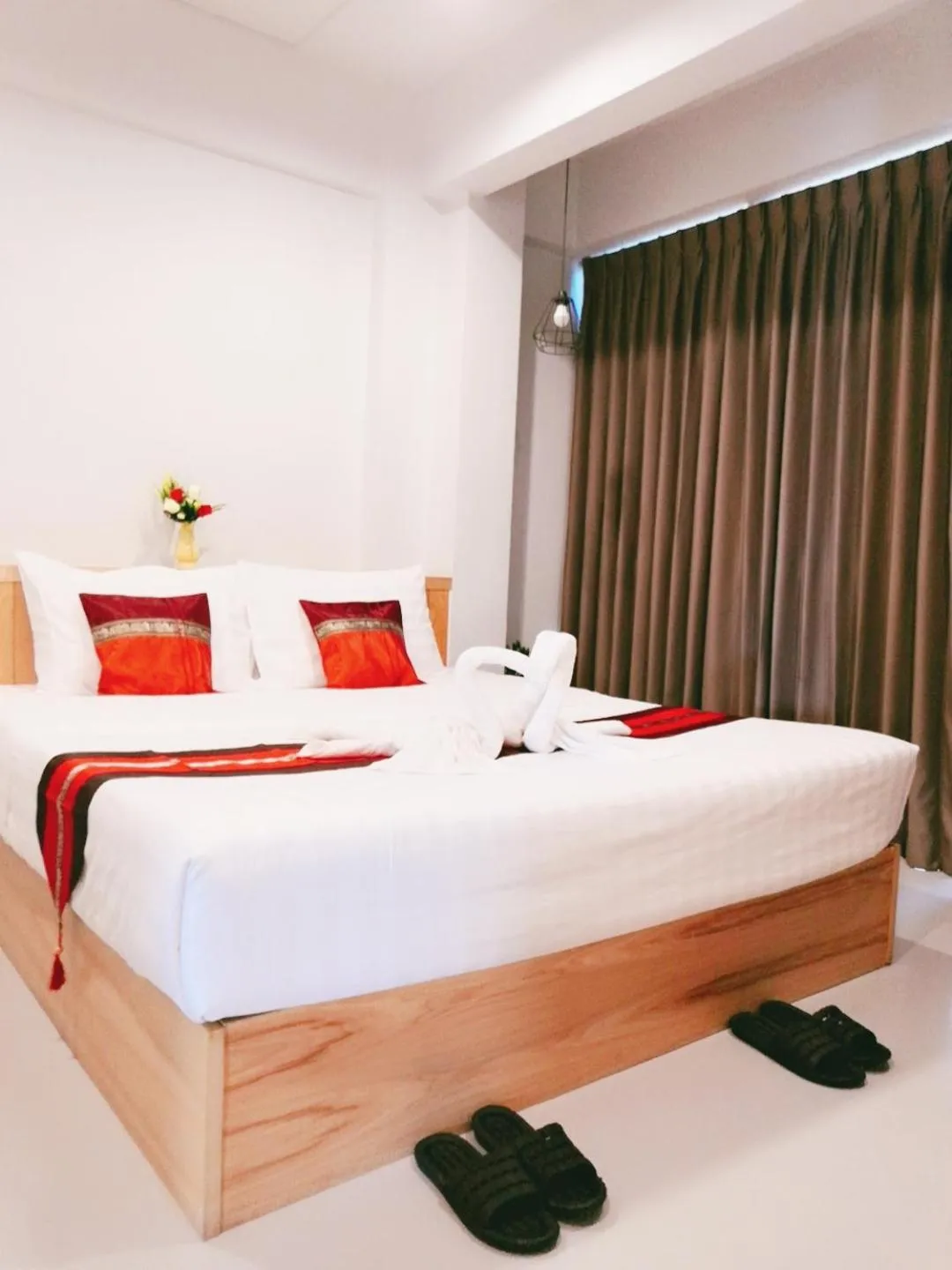 Bed in Little Lanna Guesthouse