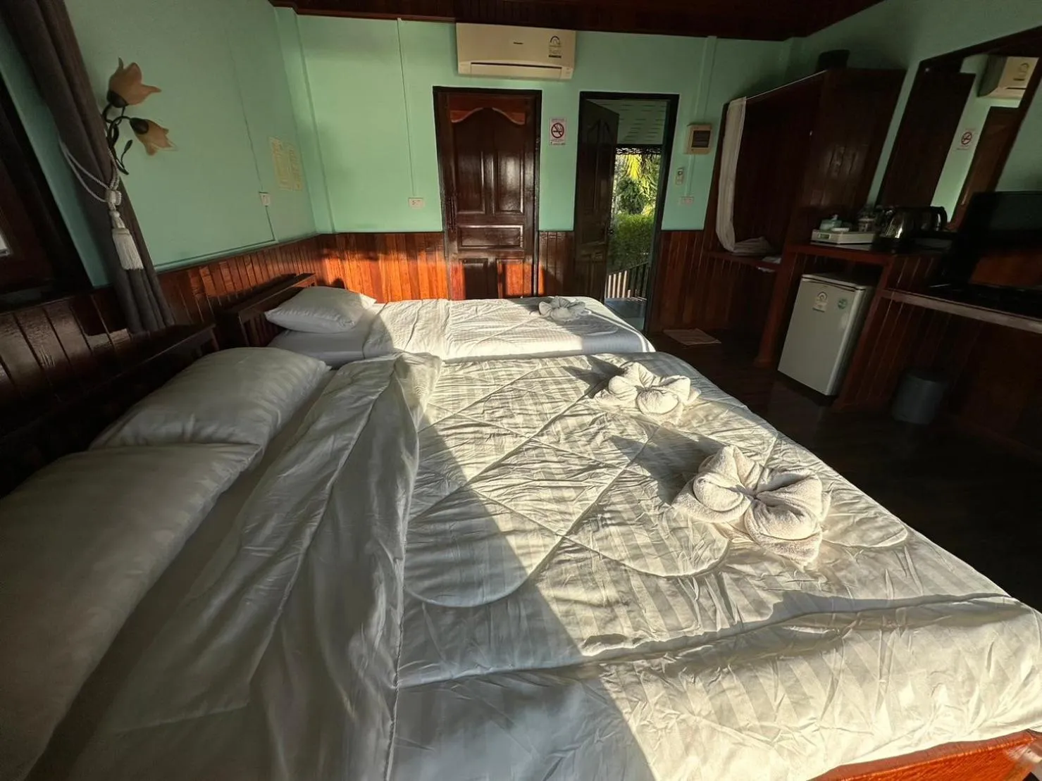 Bed in Yataa Spa and Resort