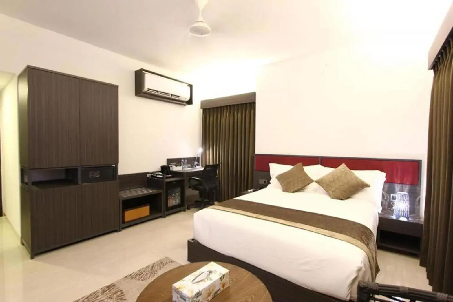 Executive Suite in Spring Hill Serviced Apartments Gulshan Executive Suite in Spring Hill Serviced Apartments Gulshan