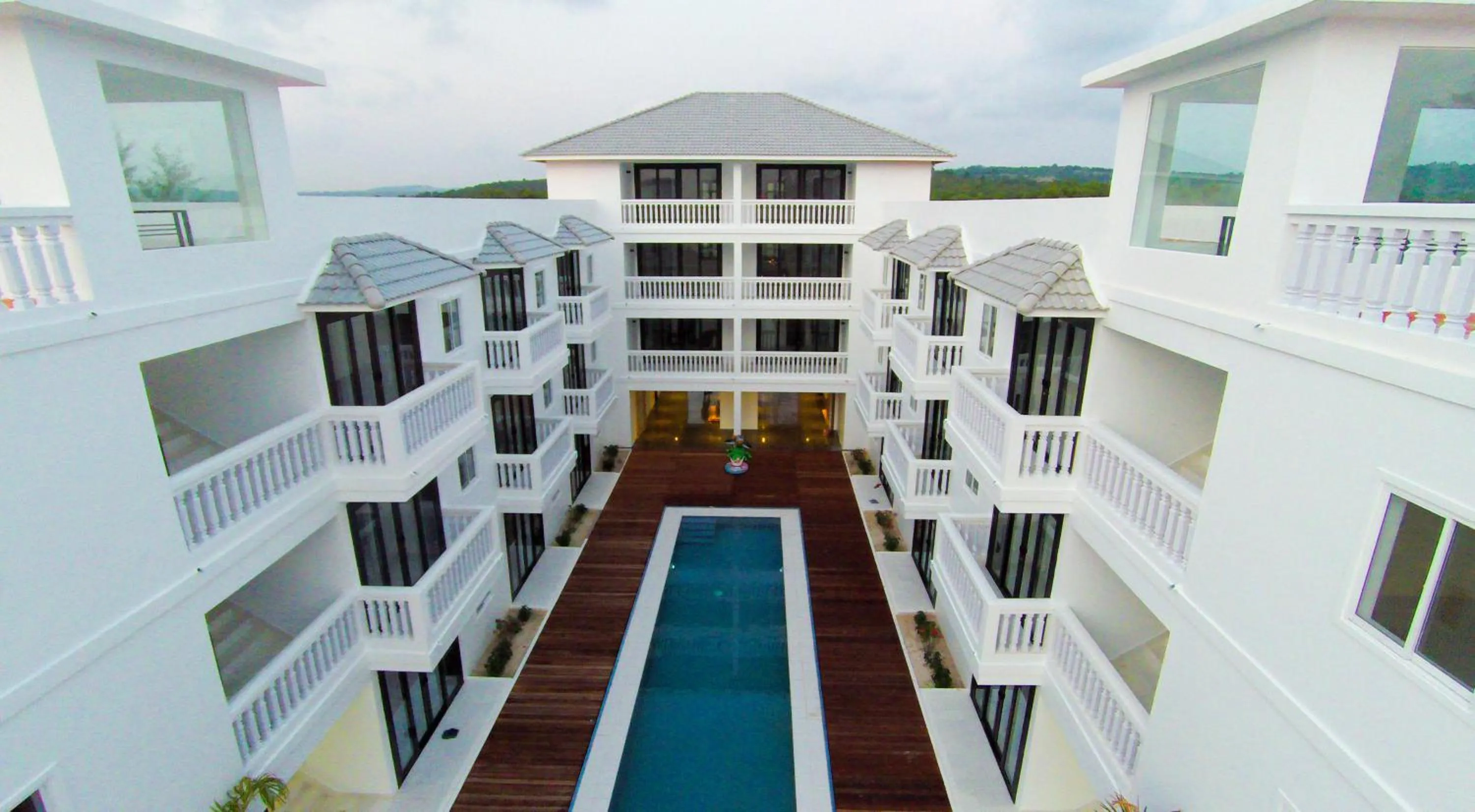 Property building in Mary Beach Hotel & Resort
