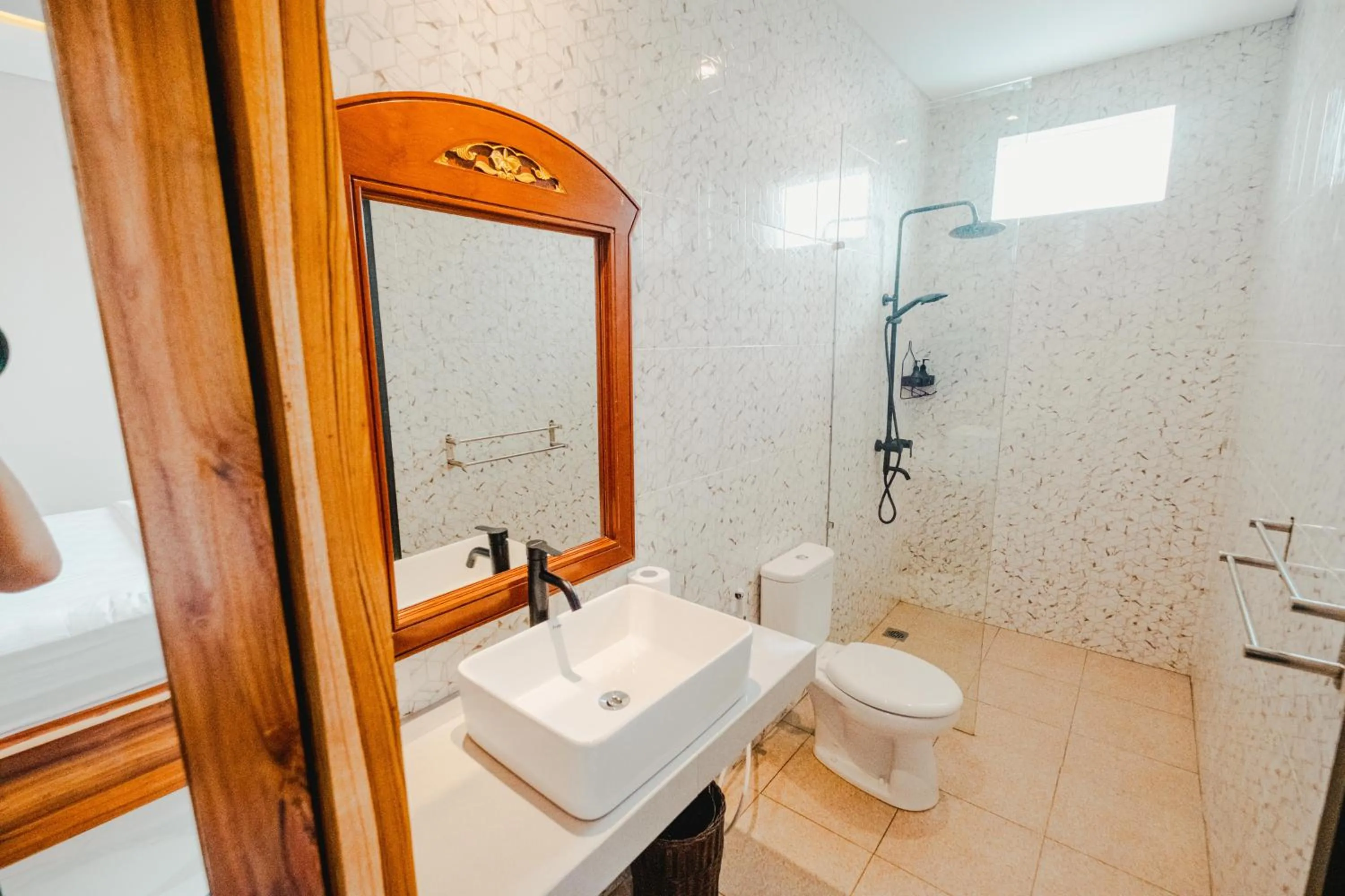 Shower in Turtle Shelter Guest House