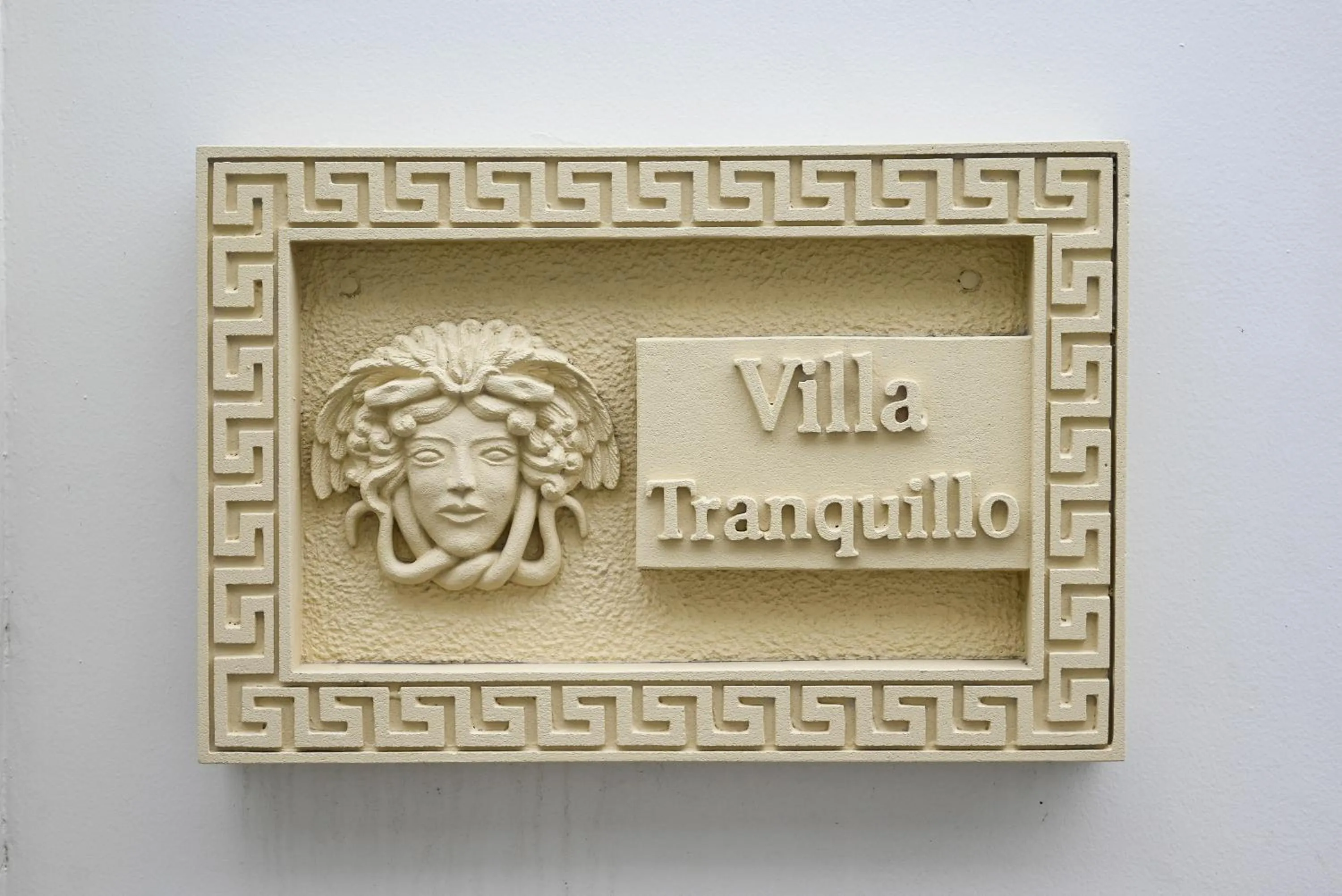 Logo/Certificate/Sign in The Medusa Villas Bali