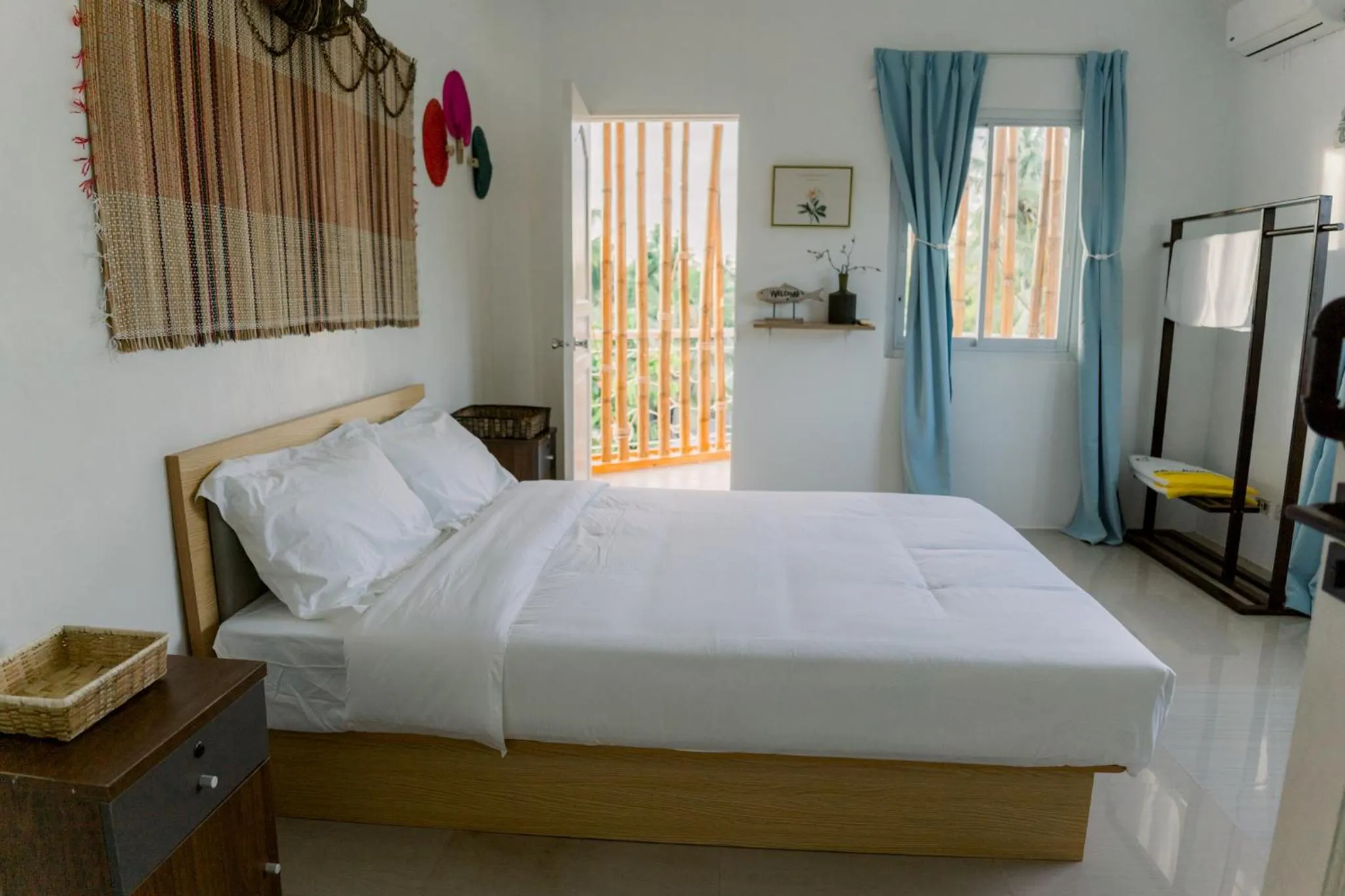 Bed in 8 Plus Beach Resort