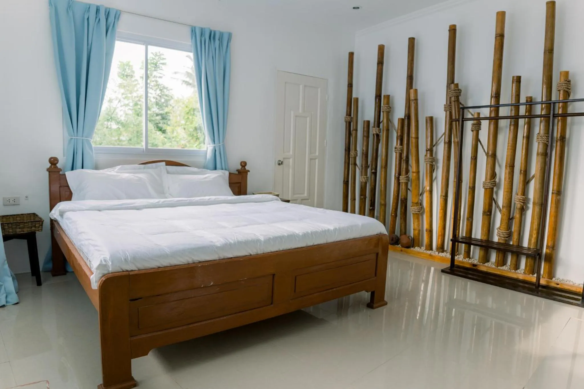 Bed in 8 Plus Beach Resort