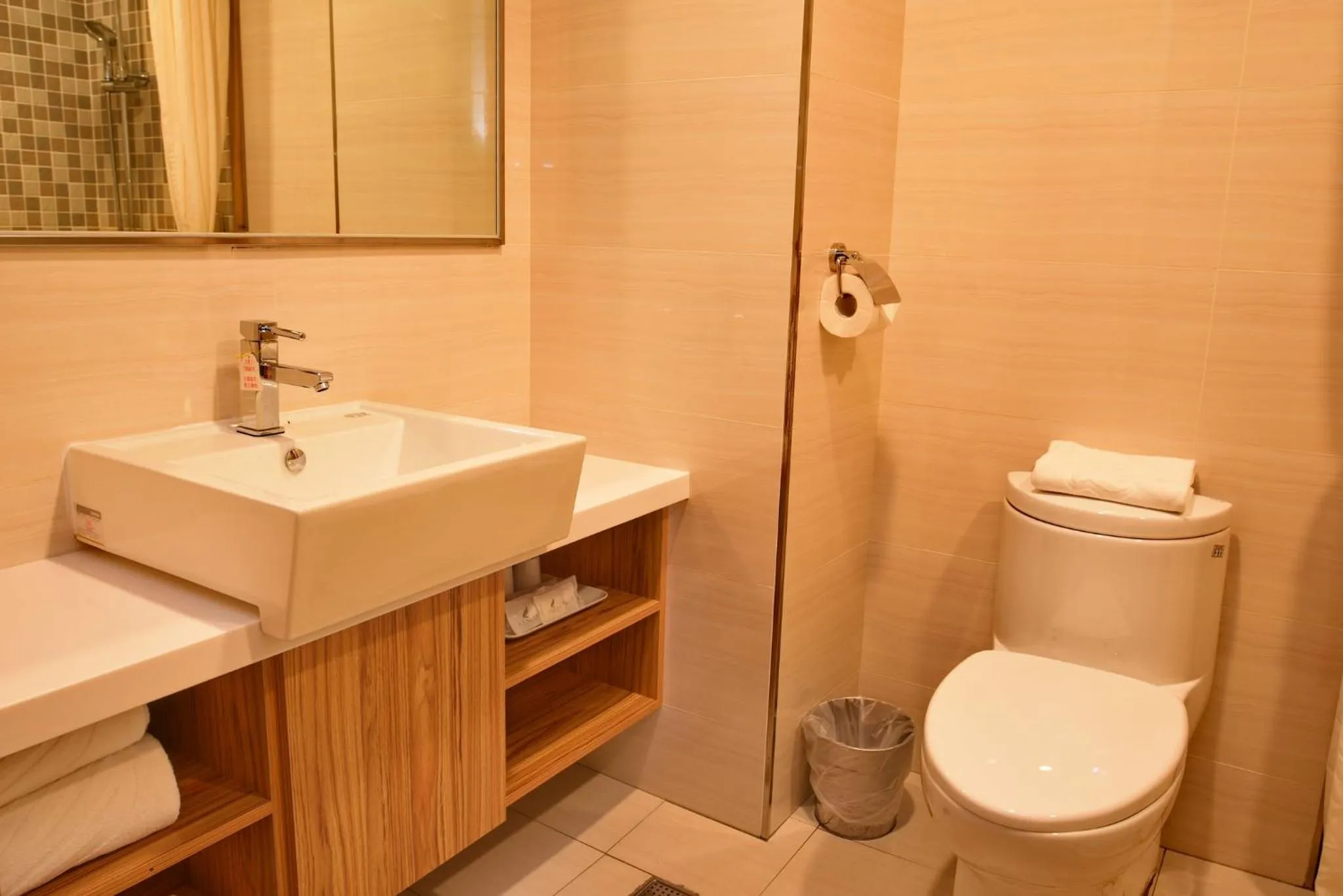 Toilet in Chilan Hotel