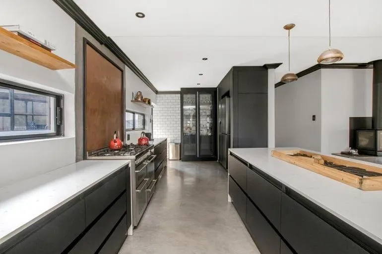 Kitchen or kitchenette in The Urban Sanctuary Boutique Hotel & Retreat