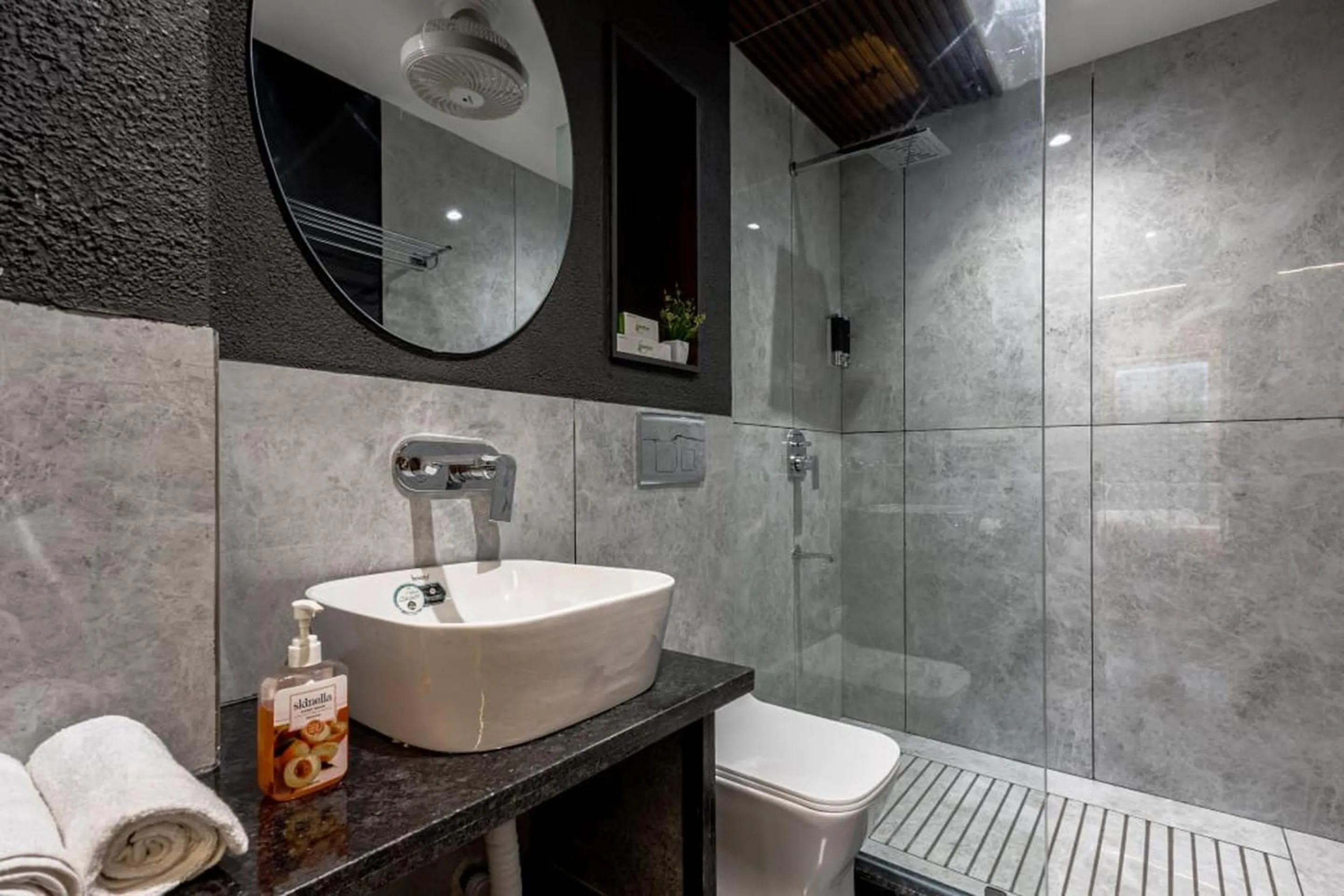 Hotel Imperial Stayz Sector 51