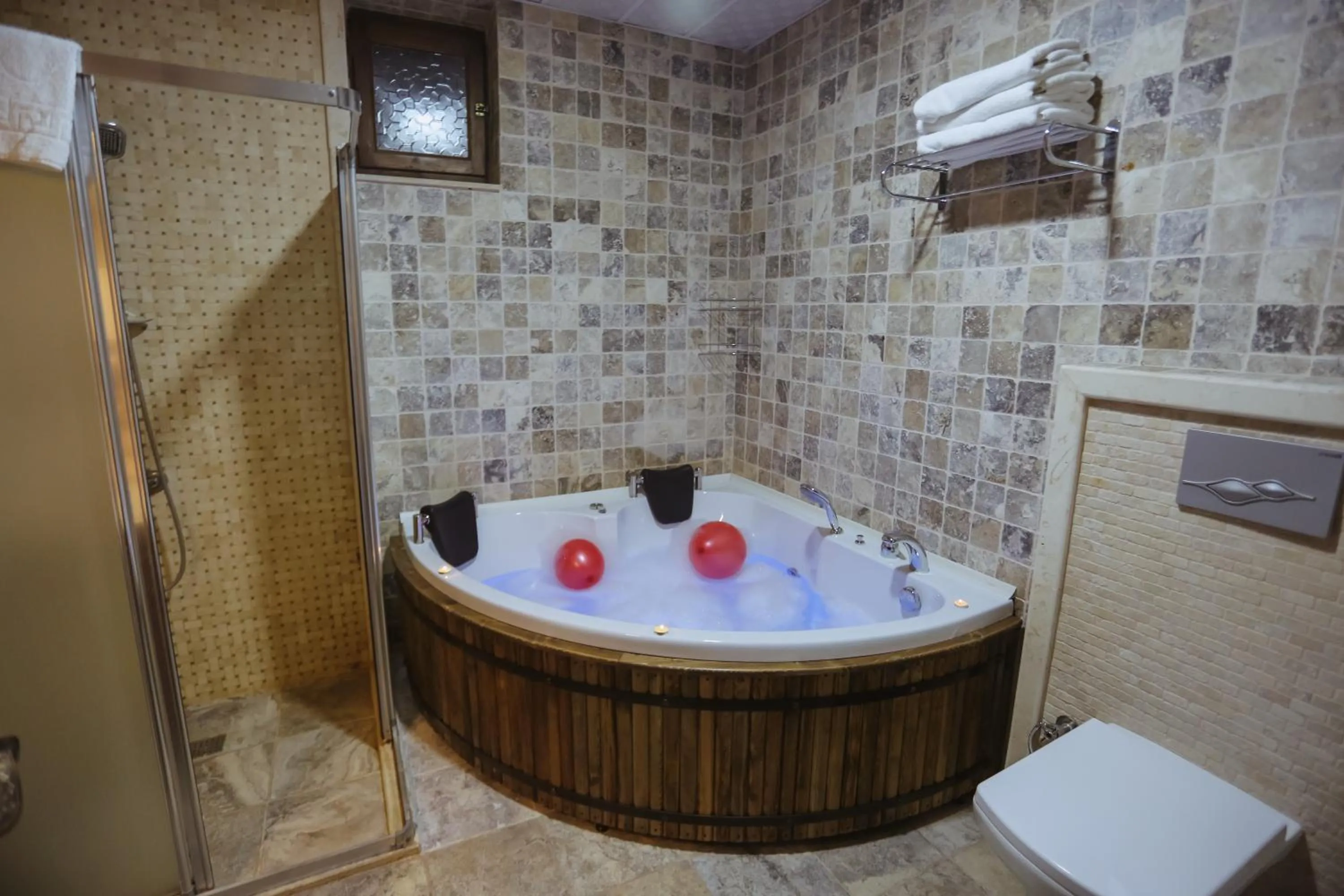 Hot Tub in Alaturca House