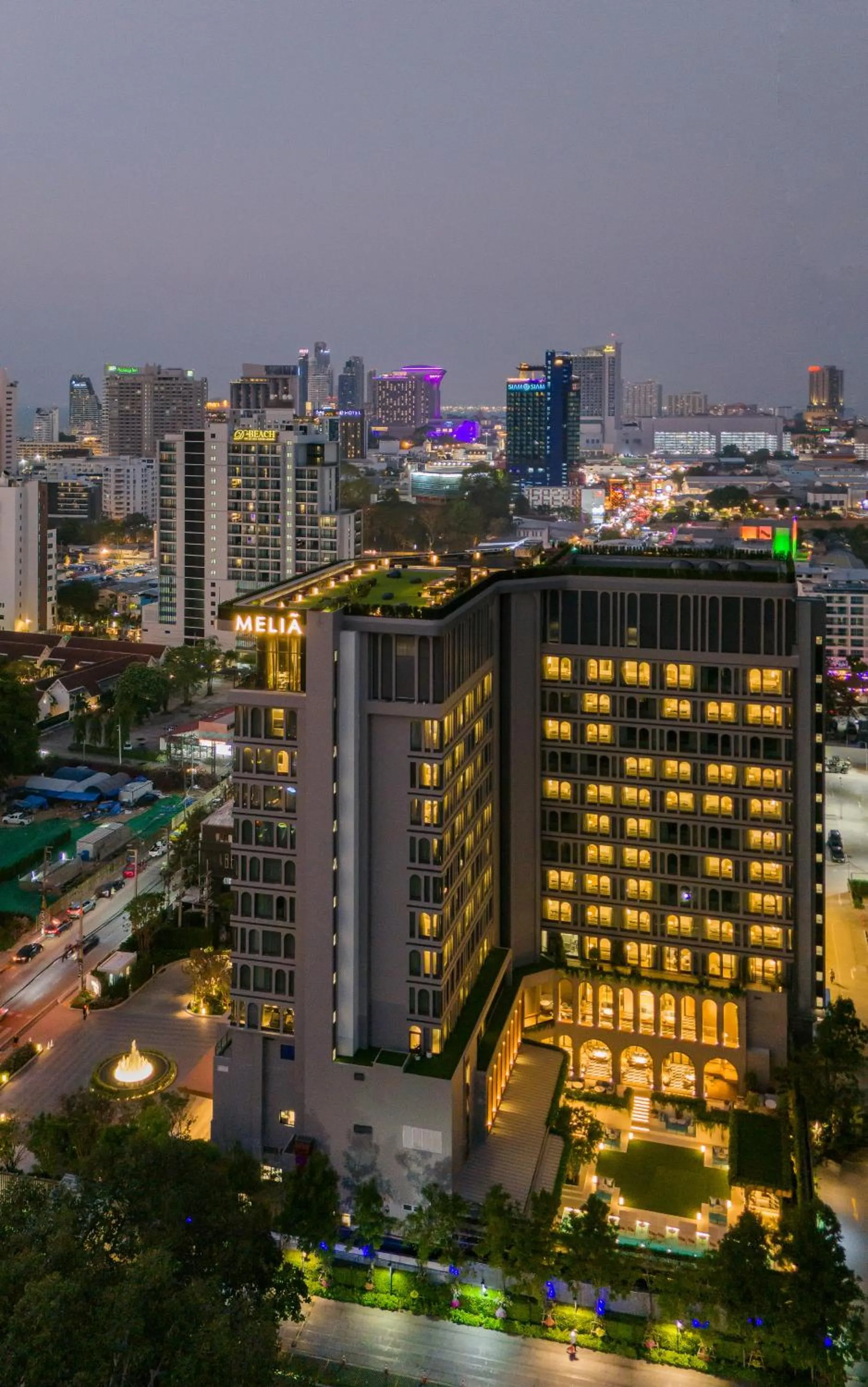 Facade/entrance in Meliá Pattaya Hotel