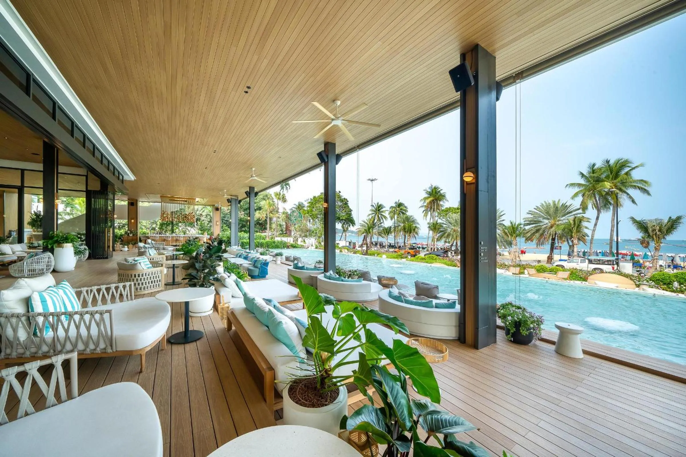 Restaurant/places to eat in Meliá Pattaya Hotel