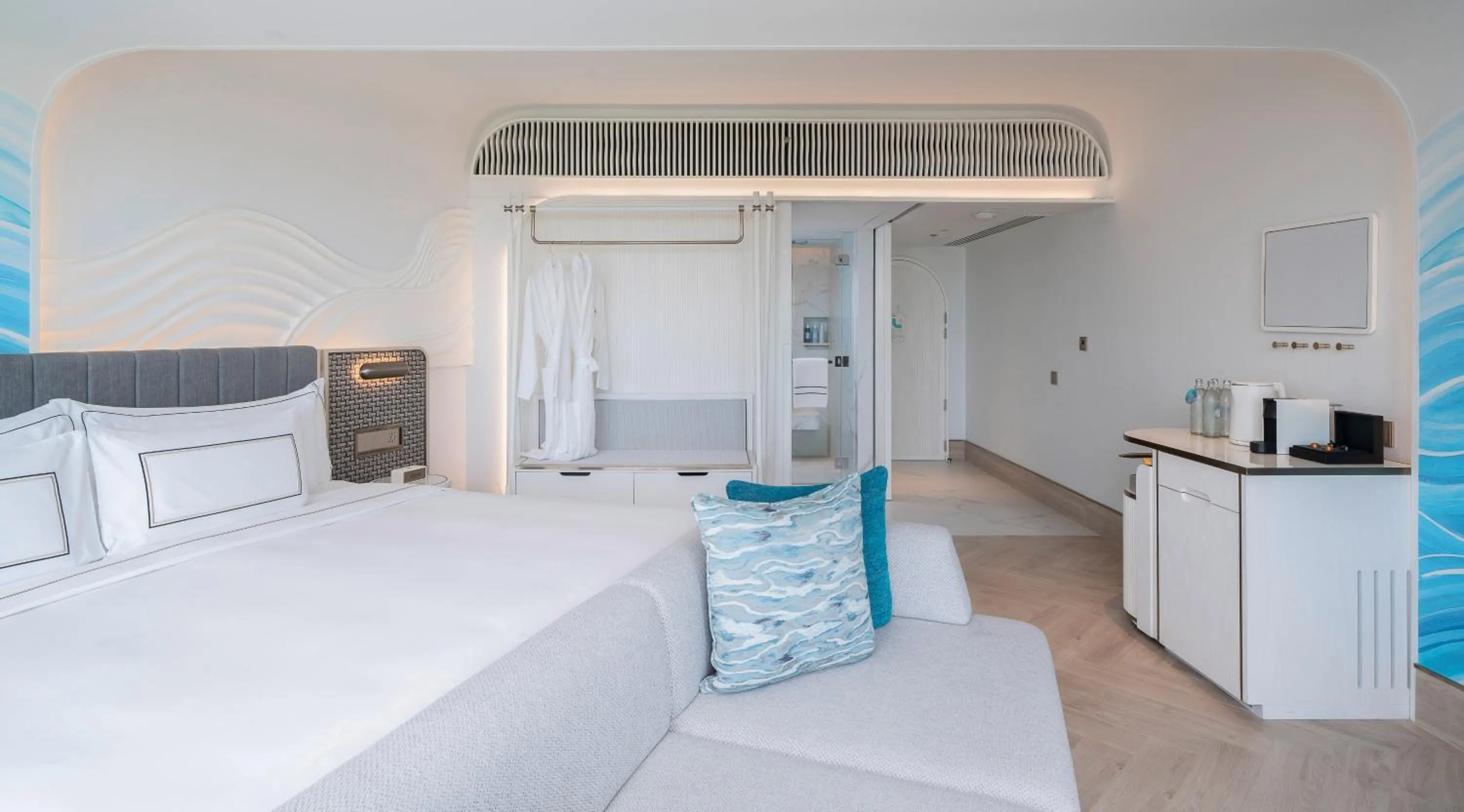 Bedroom, Bed in Meliá Pattaya Hotel