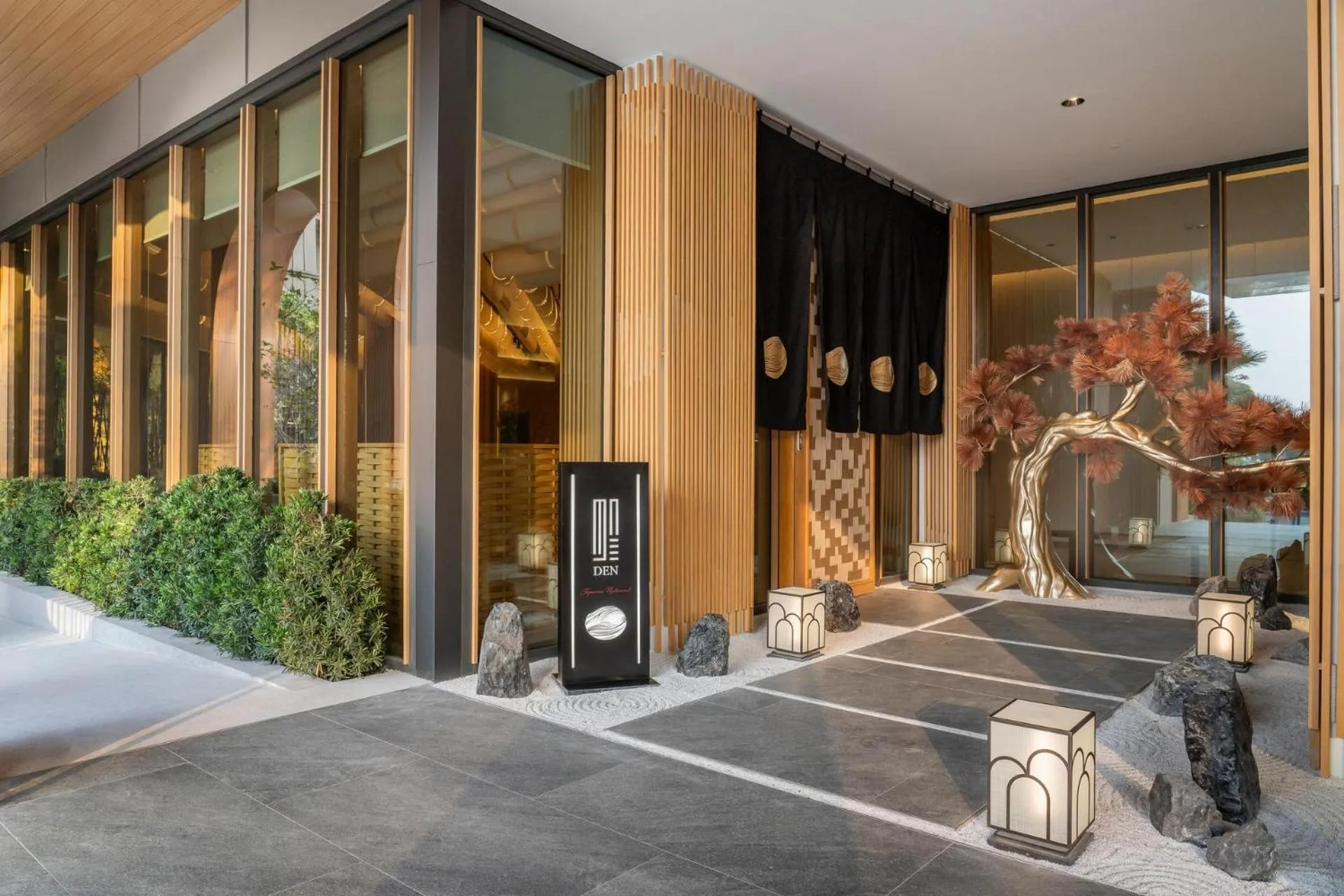 Restaurant/places to eat in Meliá Pattaya Hotel