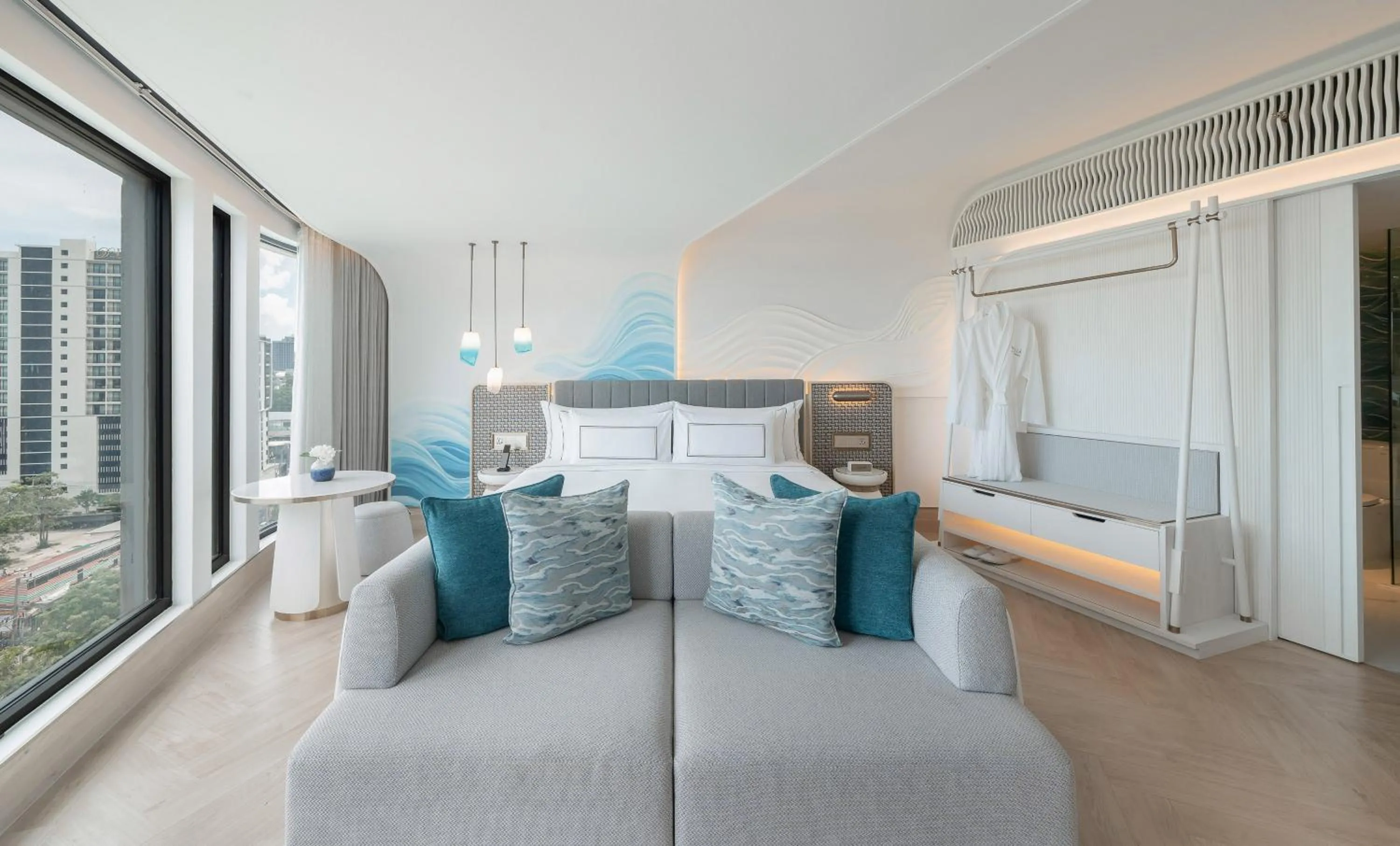 Bedroom, Bed in Meliá Pattaya Hotel