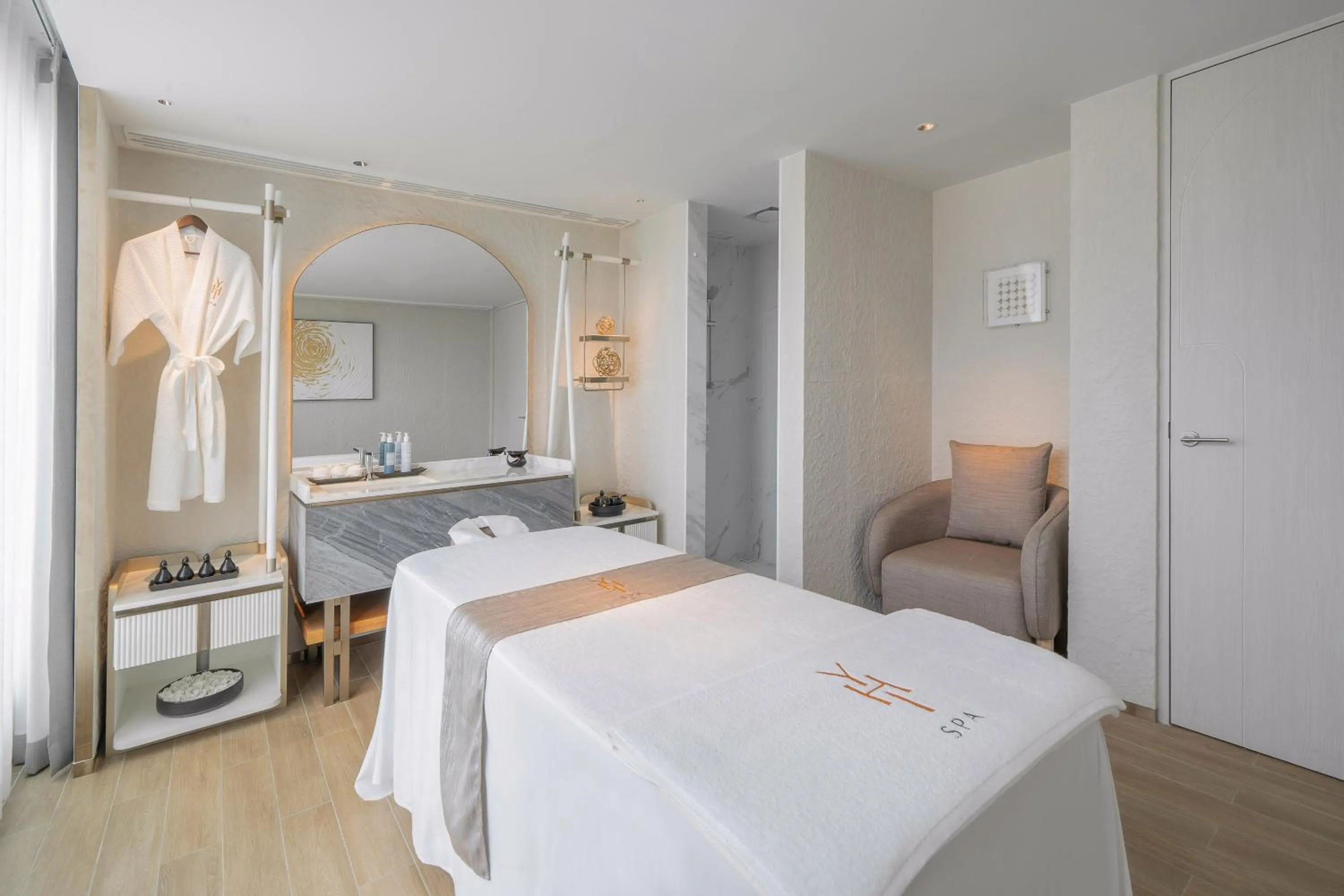 Spa and wellness centre/facilities, Bed in Meliá Pattaya Hotel