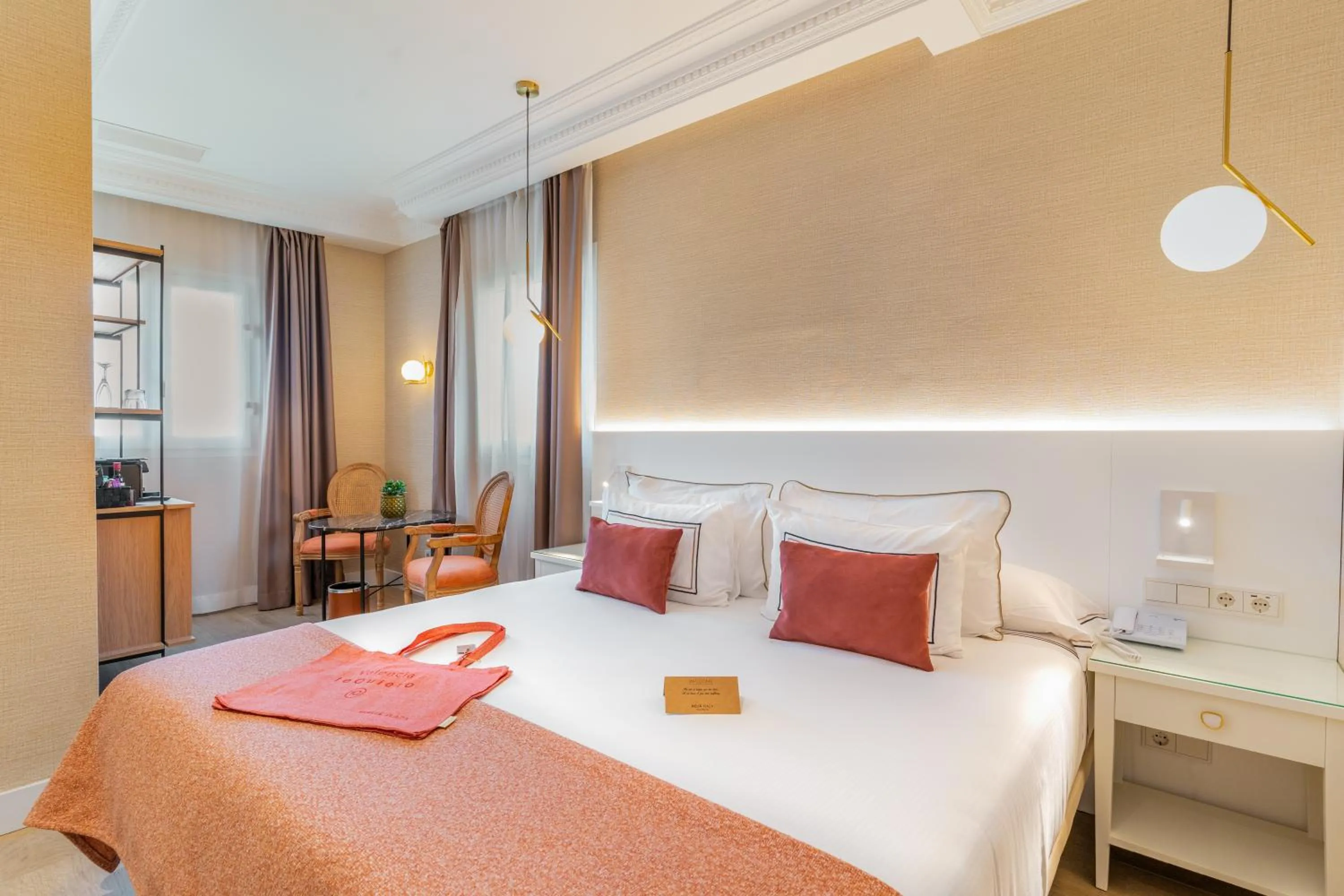 Bed in Melia Plaza Valencia