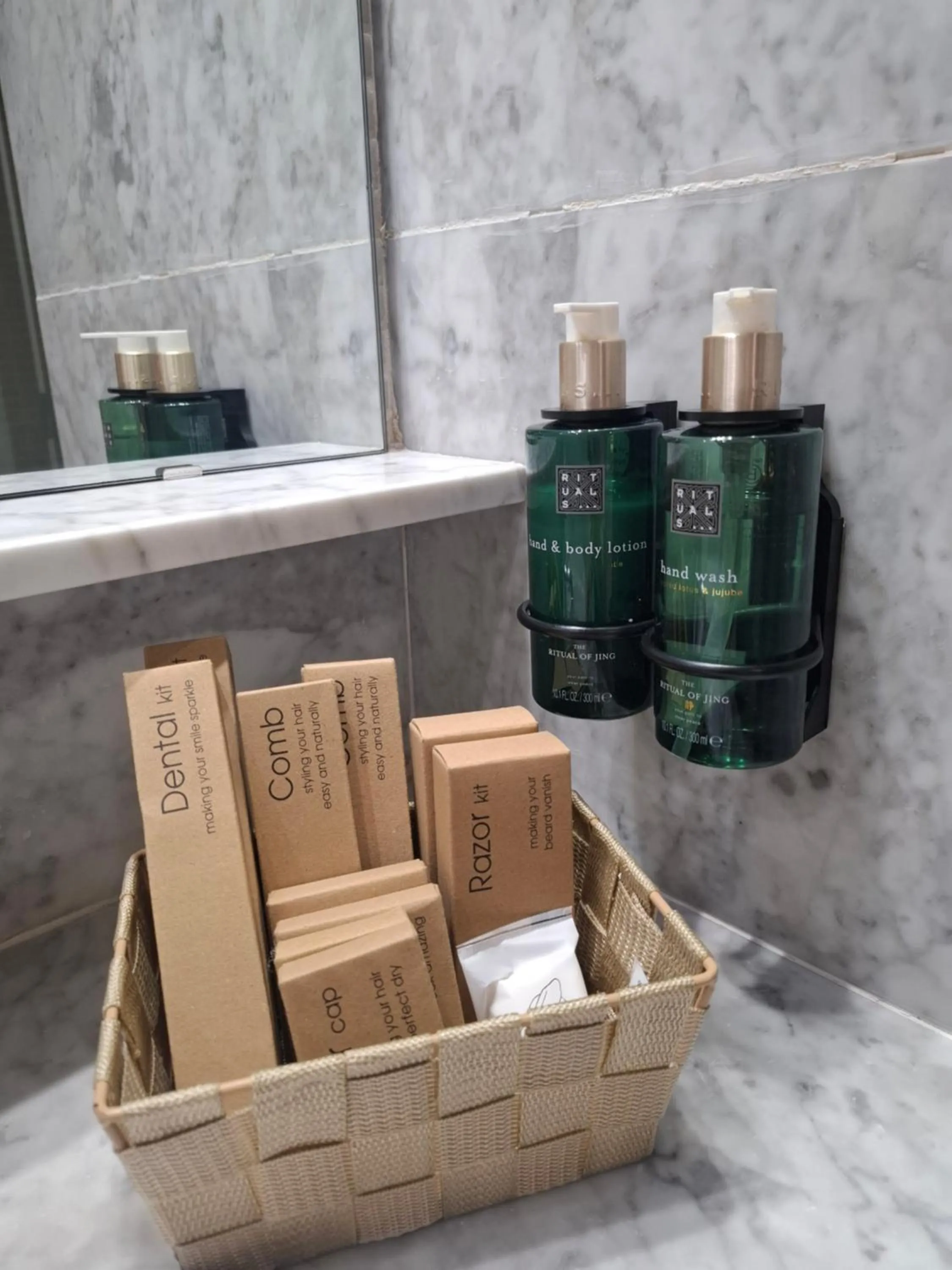 Bathroom in Melia Plaza Valencia