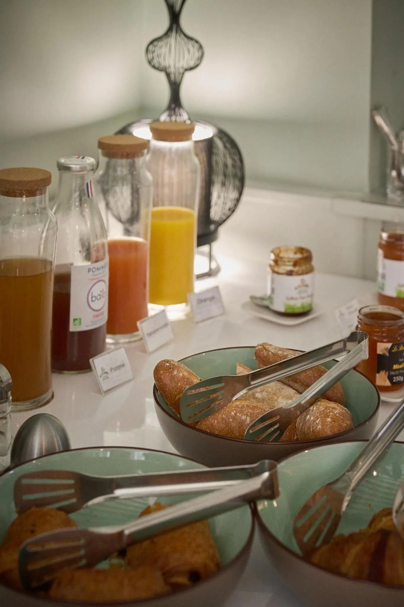 Breakfast in Hôtel du Château Bois Guibert