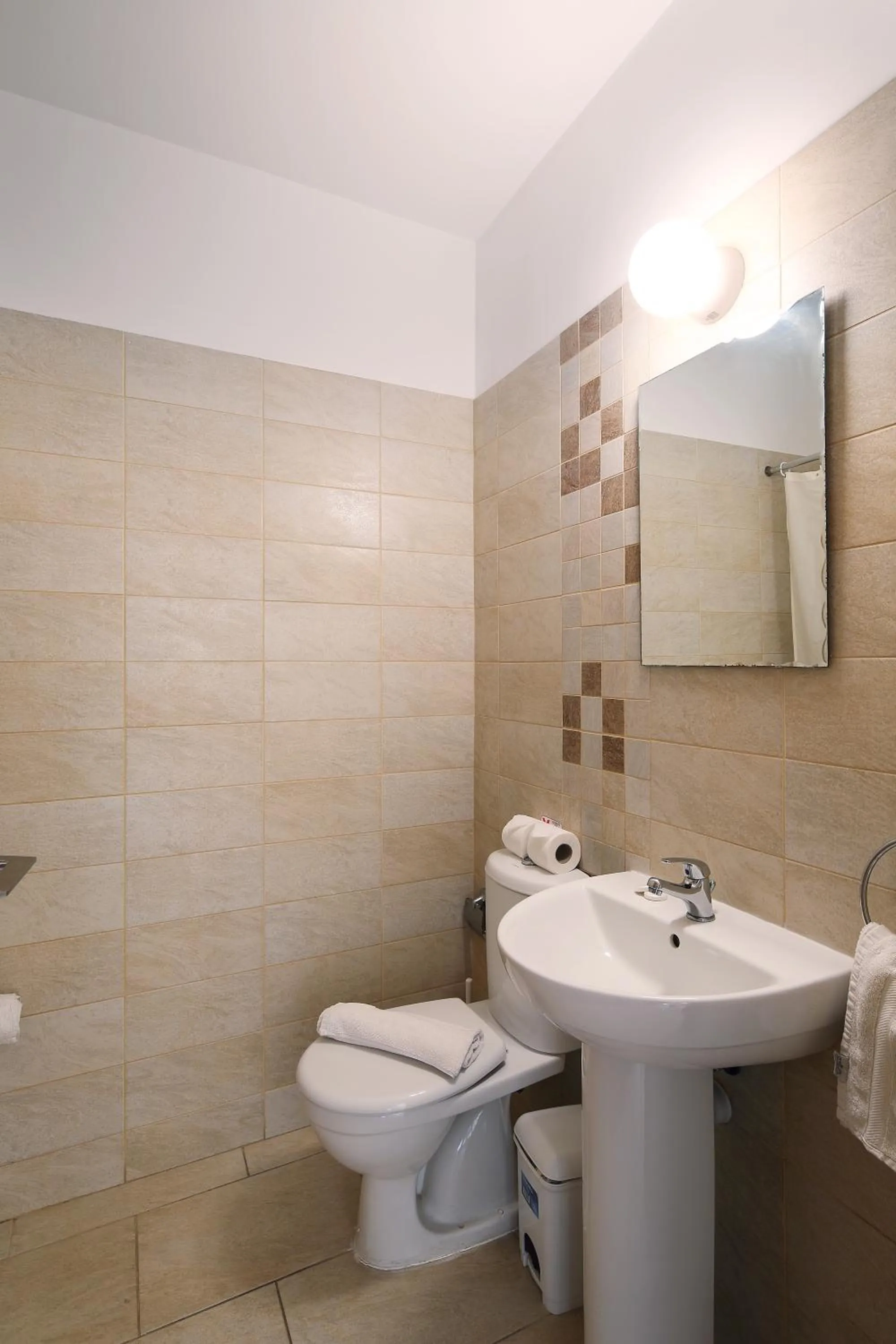 Bathroom in Chloraka Terrace Apartments