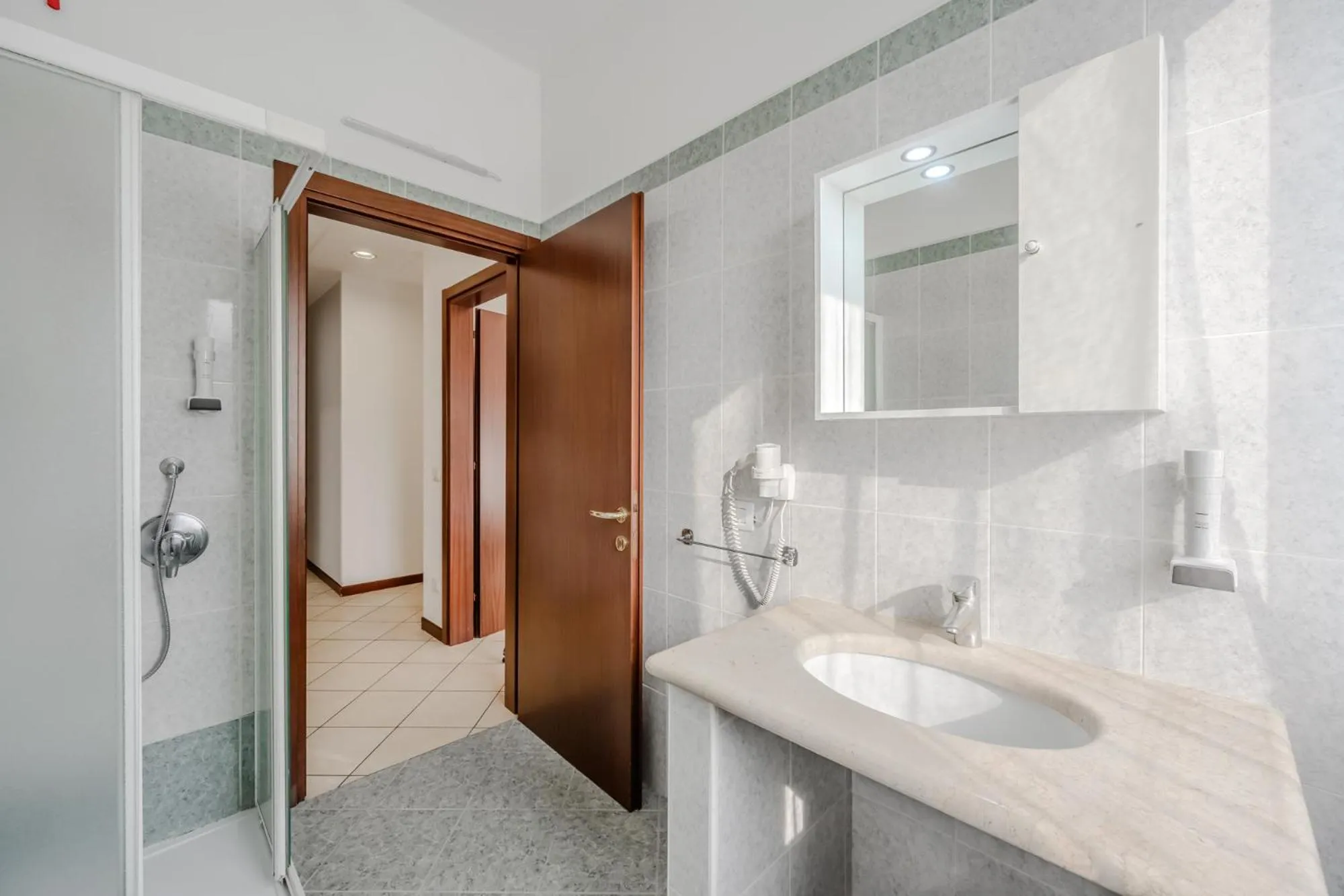 Bathroom in Hotel Nuova Barcaccia