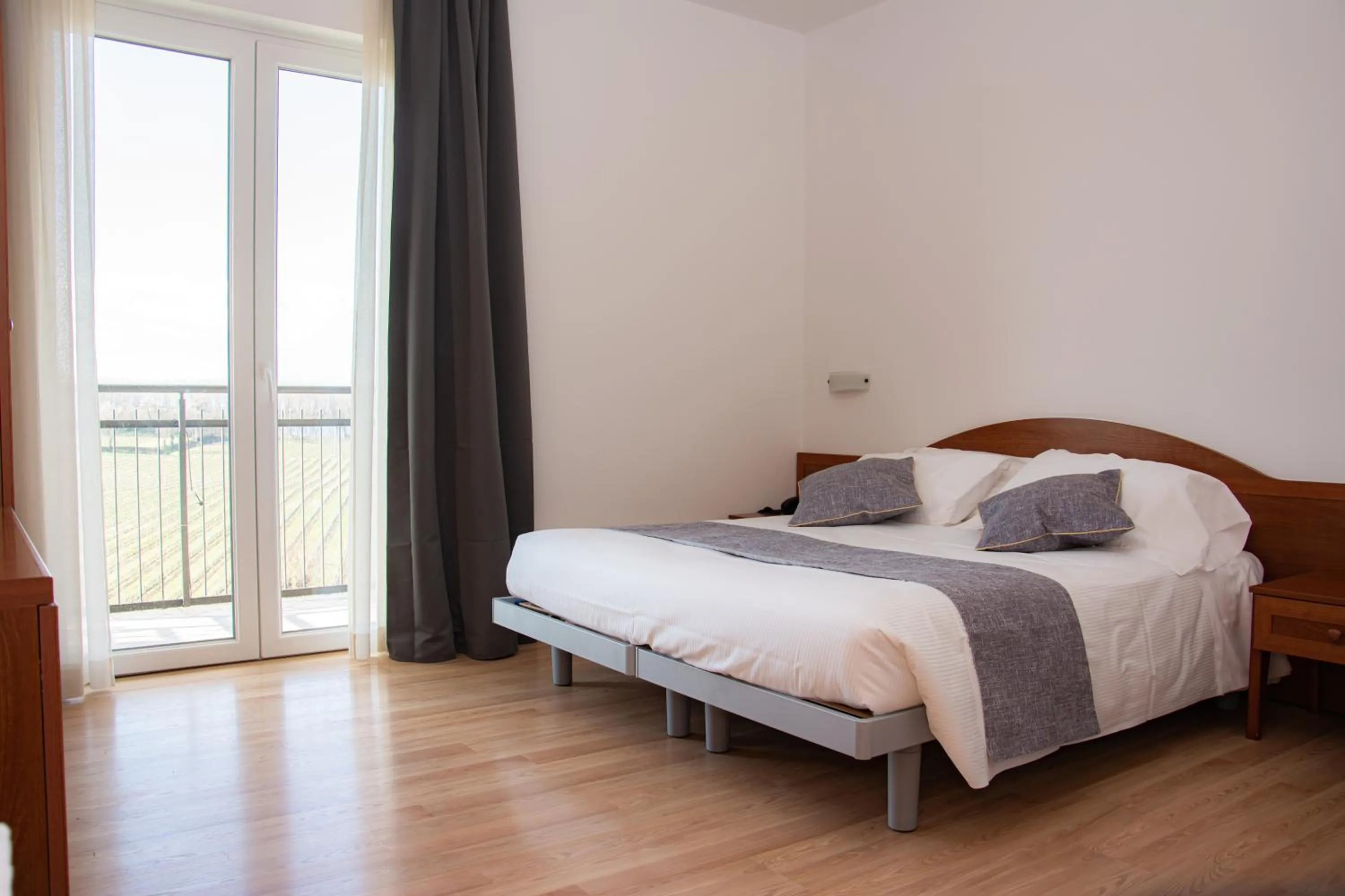 Bedroom, Bed in Hotel Nuova Barcaccia