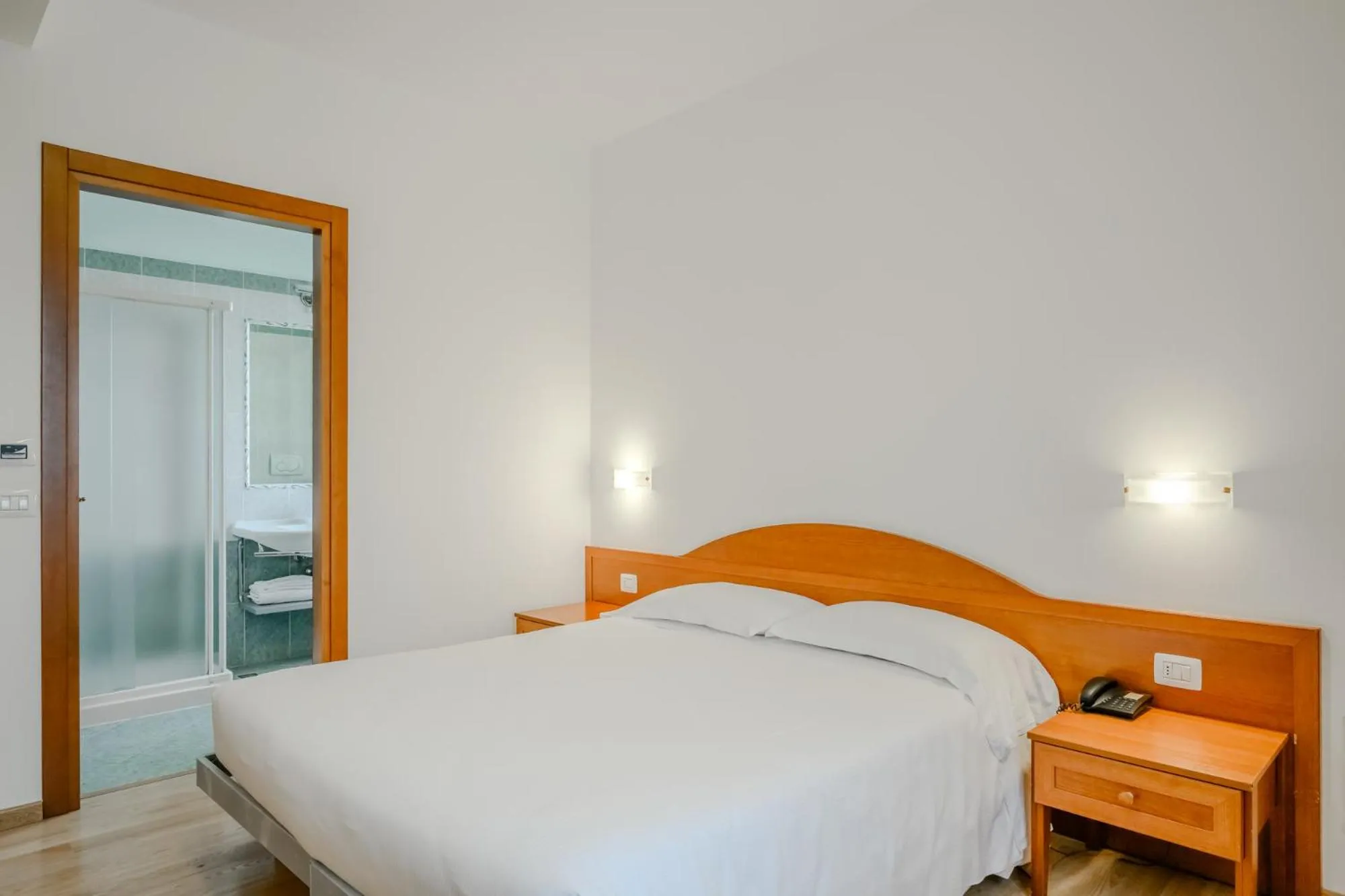 Photo of the whole room, Bed in Hotel Nuova Barcaccia