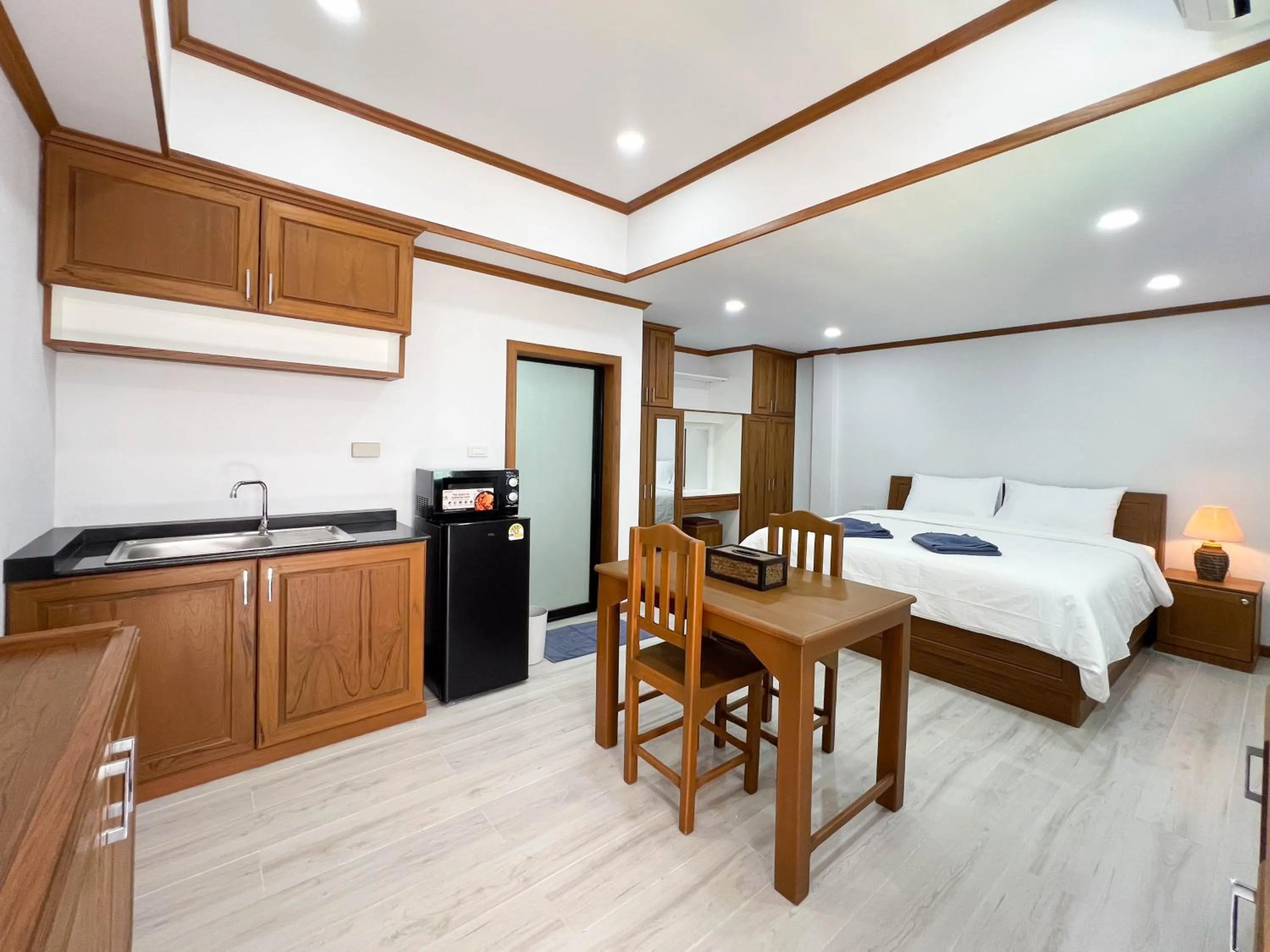 Photo of the whole room, Bed in C You Home at CNX